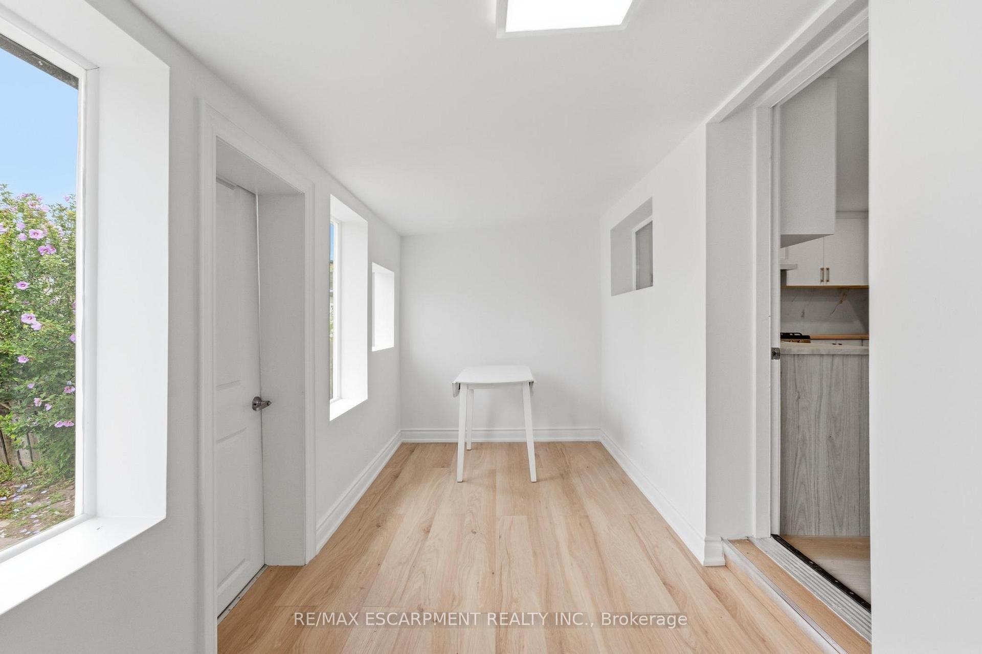 Photo 23 of 1062 Cannon Street E, Hamilton, Hill Park — HOMEH