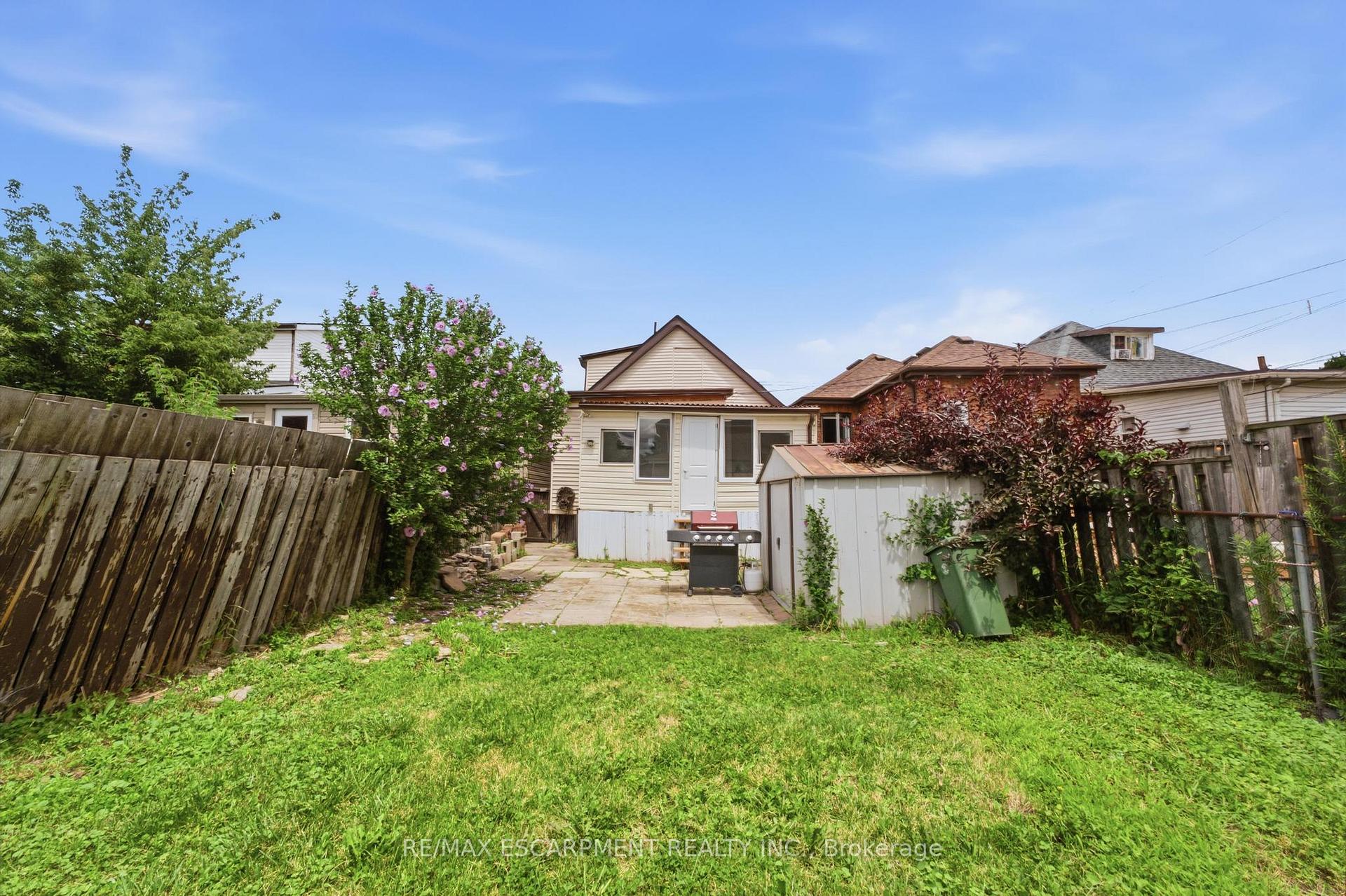 Photo 25 of 1062 Cannon Street E, Hamilton, Hill Park — HOMEH