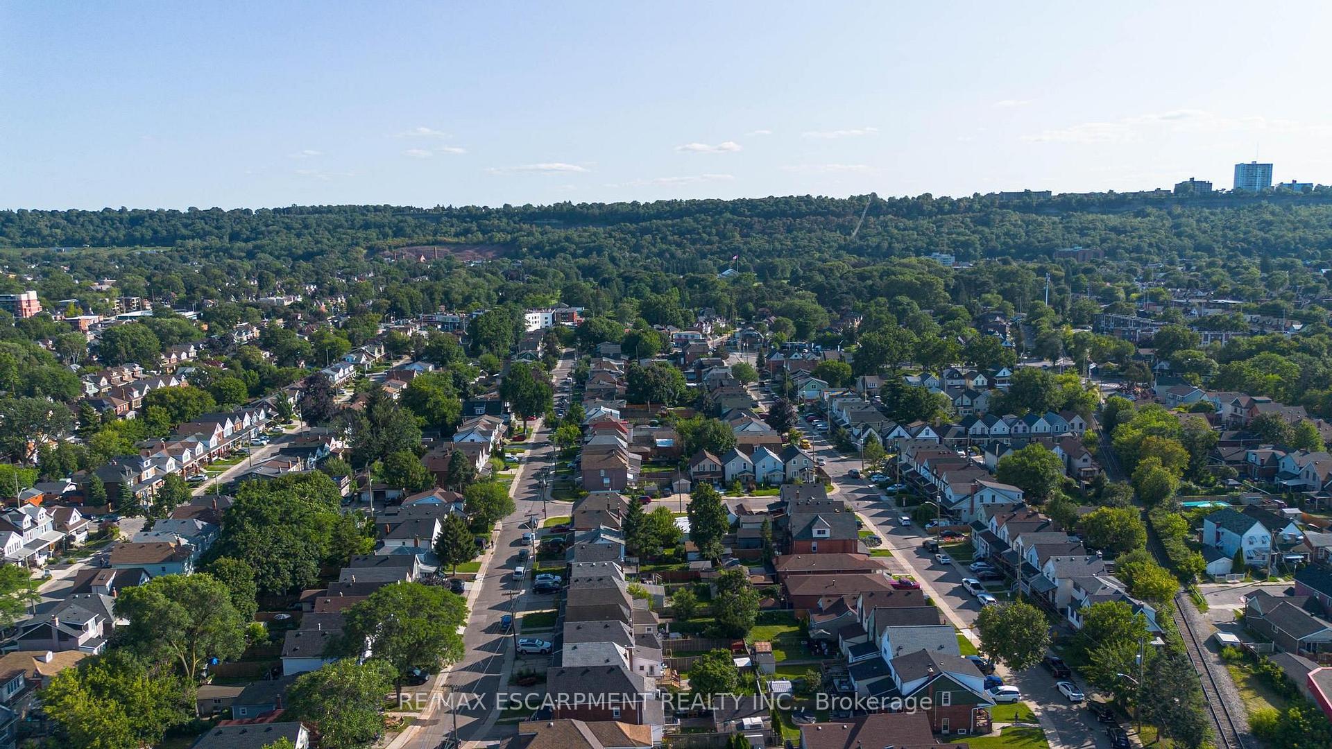 Photo 30 of 1062 Cannon Street E, Hamilton, Hill Park — HOMEH