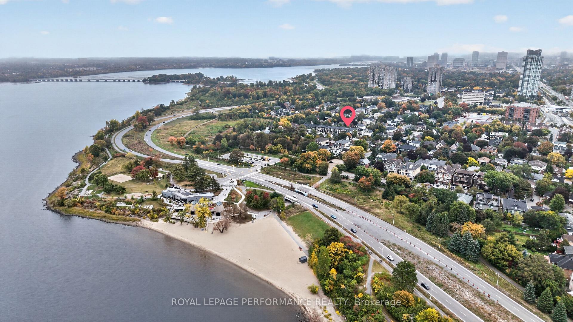 Photo 2 of 235 A Royal Avenue, Ottawa, Westboro West — HOMEH