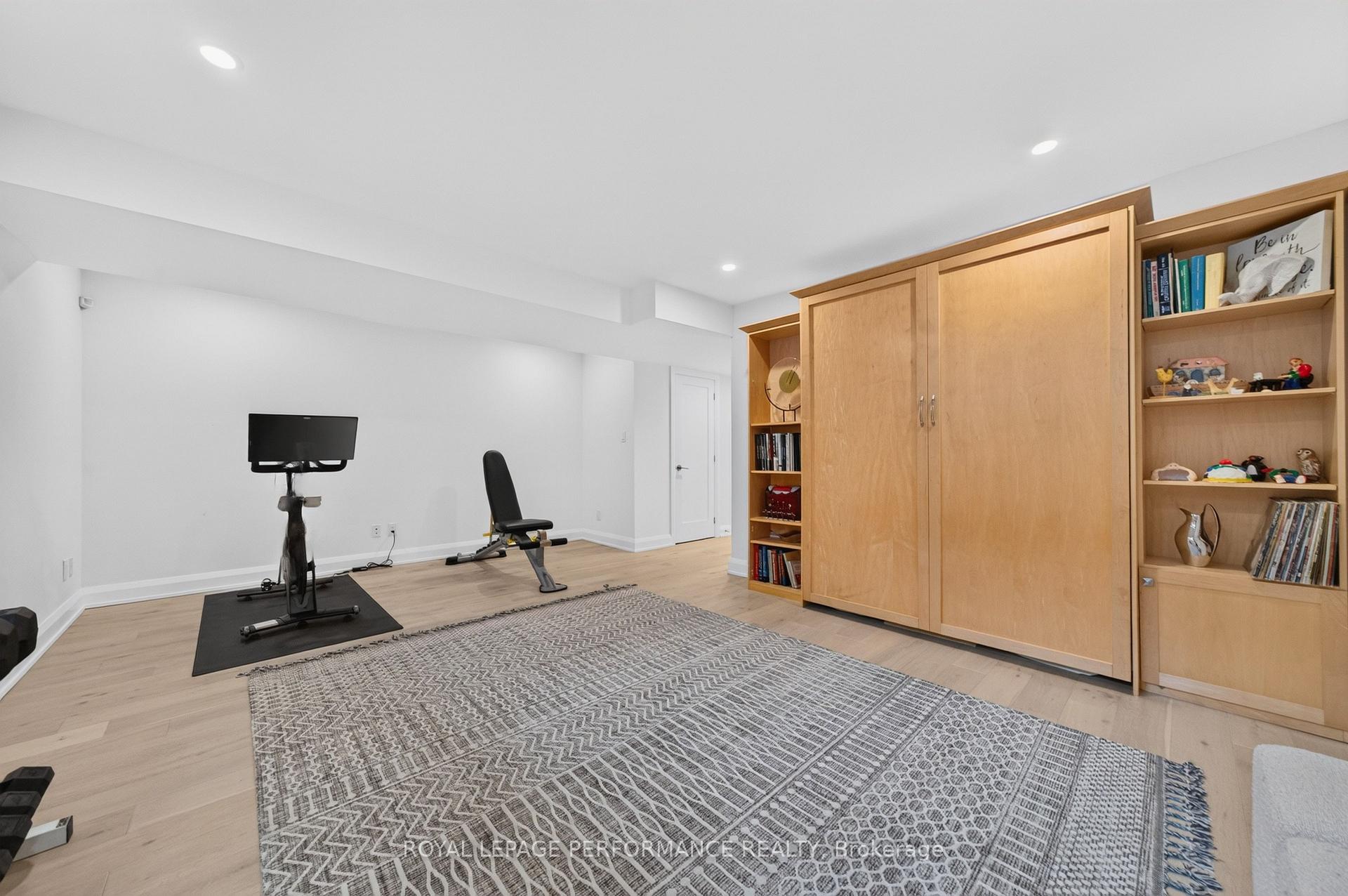 Photo 35 of 235 A Royal Avenue, Ottawa, Westboro West — HOMEH