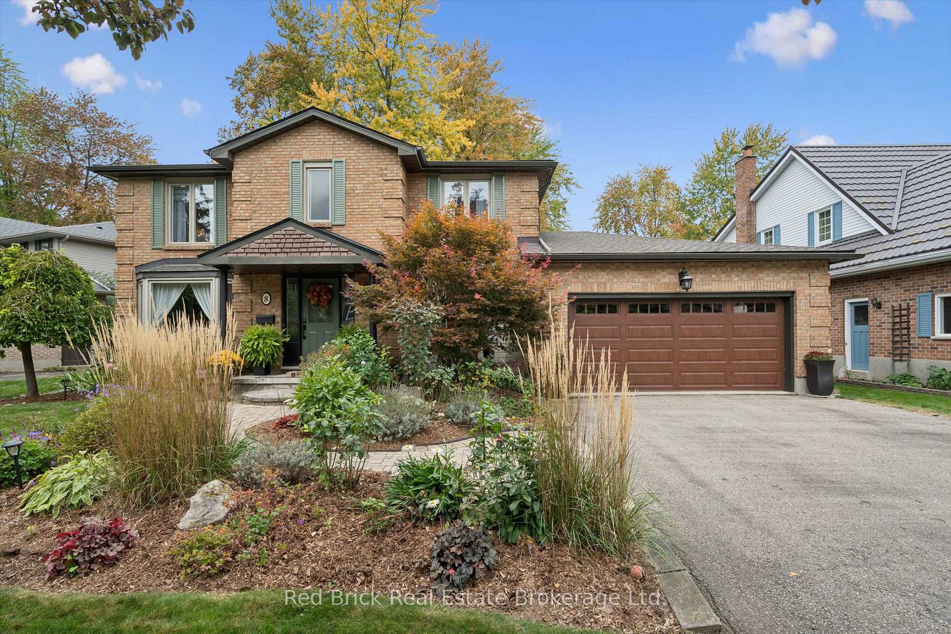 Photo 4 of 8 Sugarbush Place, Guelph, Willow West/Sugarbush/West Acres — HOMEH