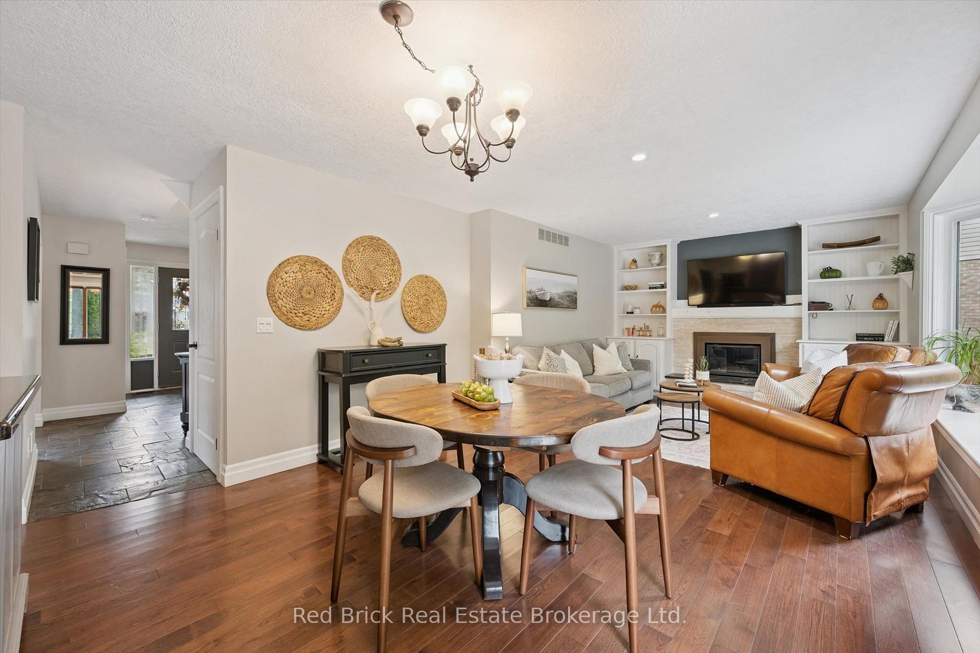 Photo 17 of 8 Sugarbush Place, Guelph, Willow West/Sugarbush/West Acres — HOMEH