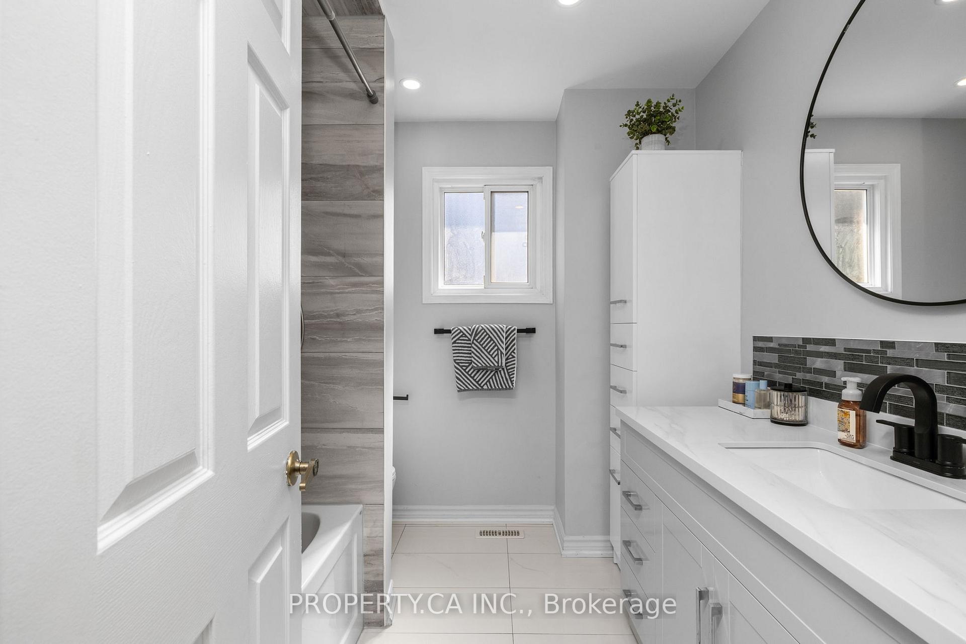 Photo 22 of 235 Brownridge Drive, Vaughan, Brownridge — HOMEH