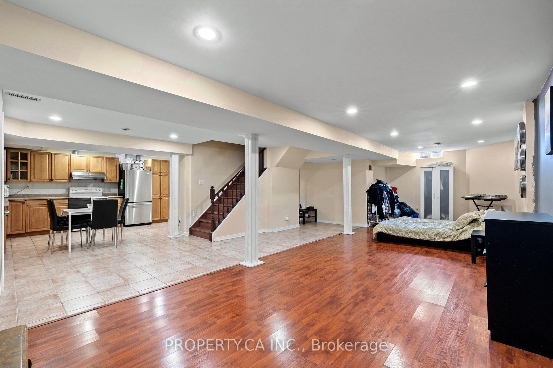 Photo 28 of 235 Brownridge Drive, Vaughan, Brownridge — HOMEH