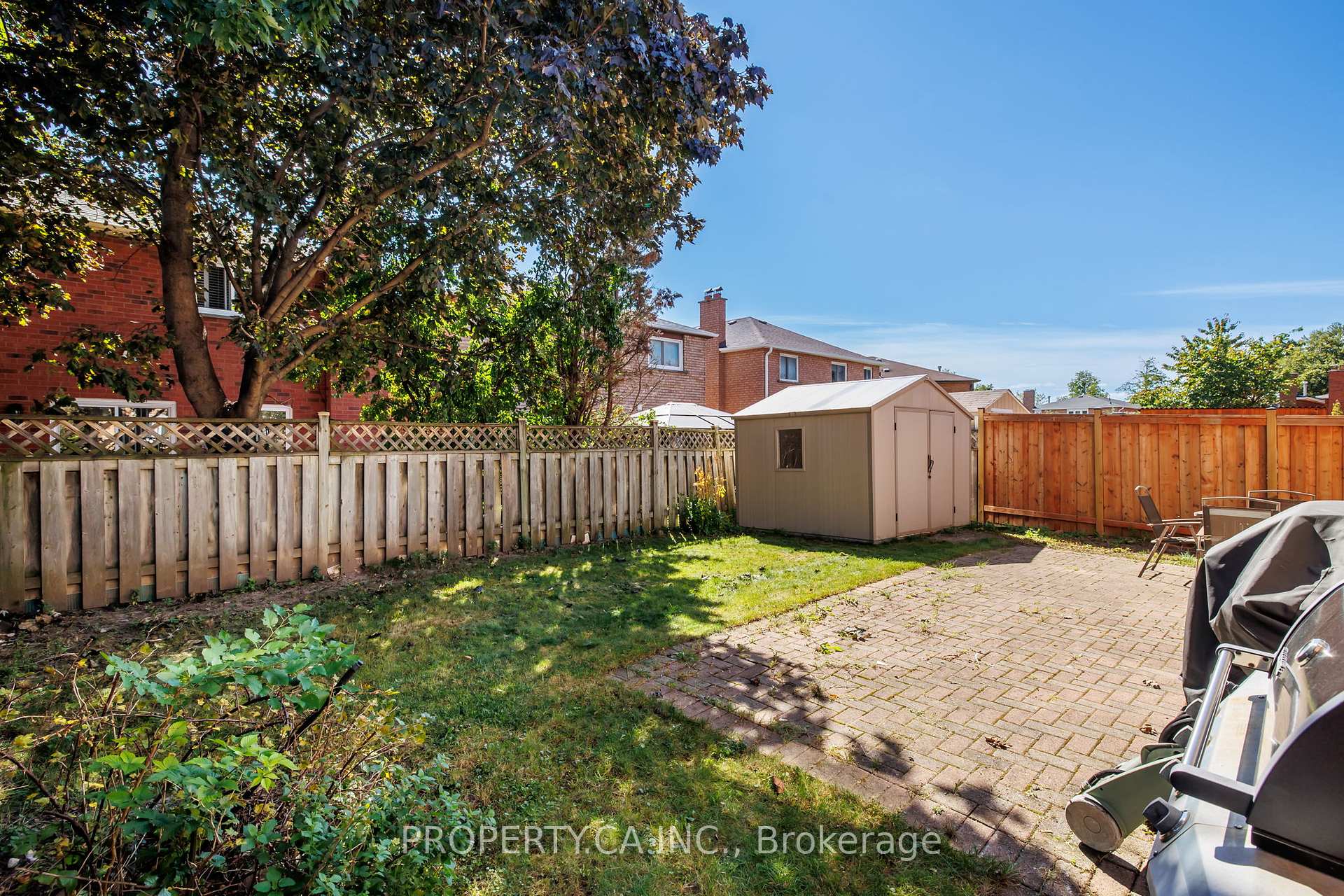 Photo 32 of 235 Brownridge Drive, Vaughan, Brownridge — HOMEH