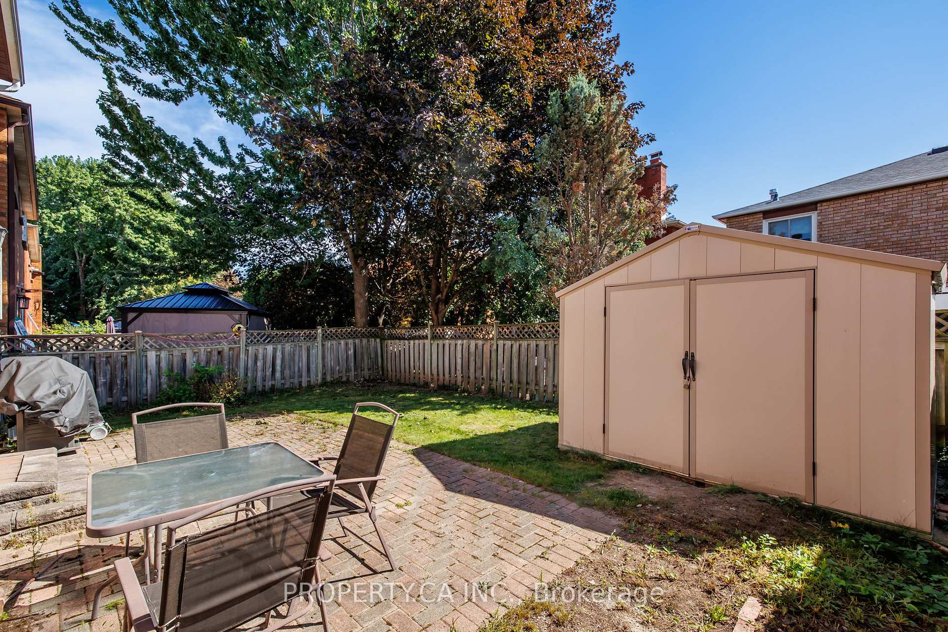 Photo 34 of 235 Brownridge Drive, Vaughan, Brownridge — HOMEH