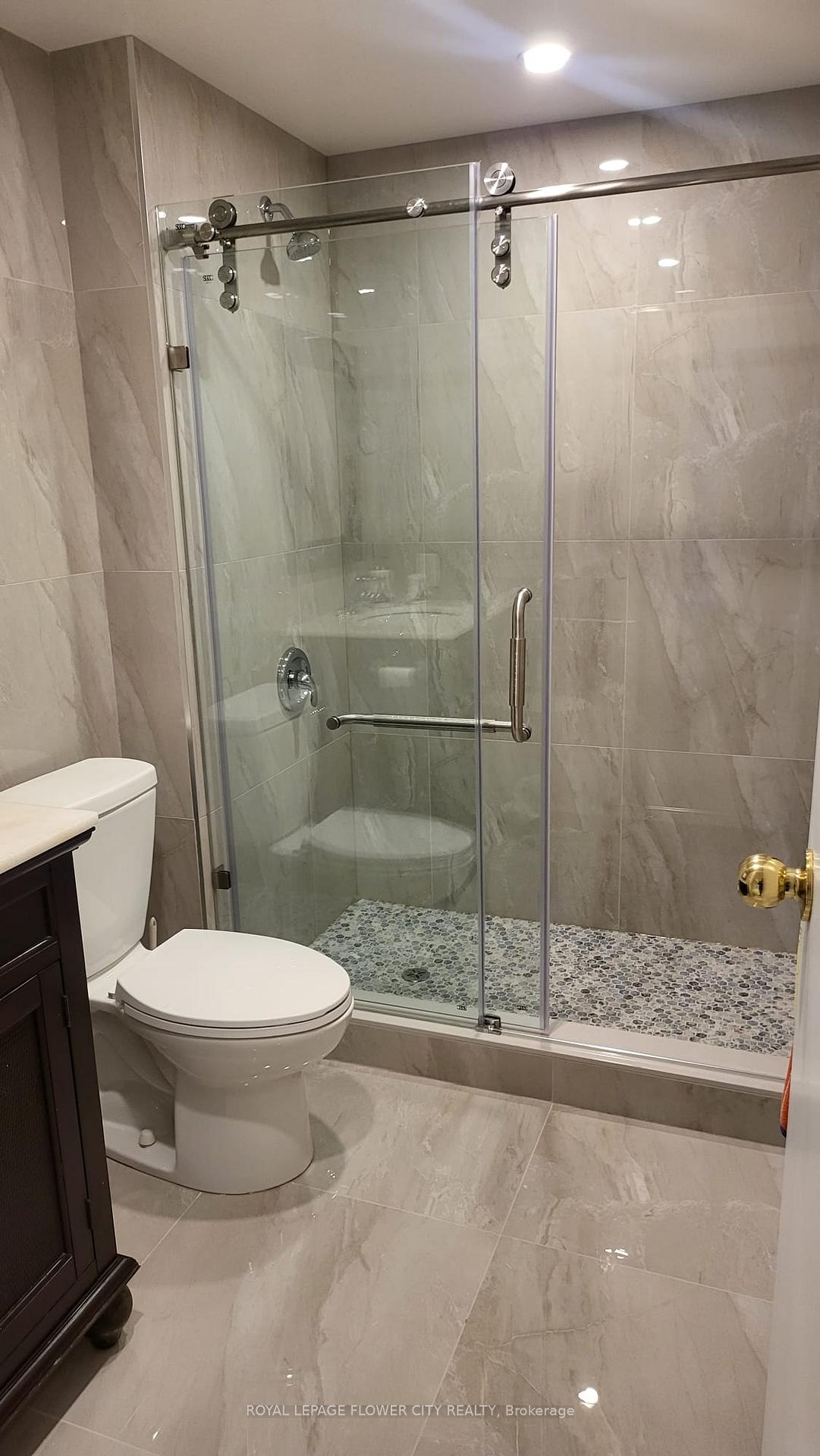 Photo 3 of 2605 Innisfil Road, Mississauga, Erin Mills — HOMEH
