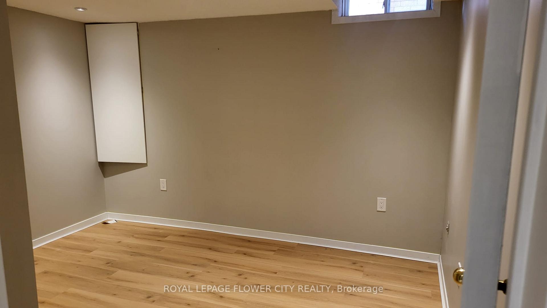 Photo 4 of 2605 Innisfil Road, Mississauga, Erin Mills — HOMEH