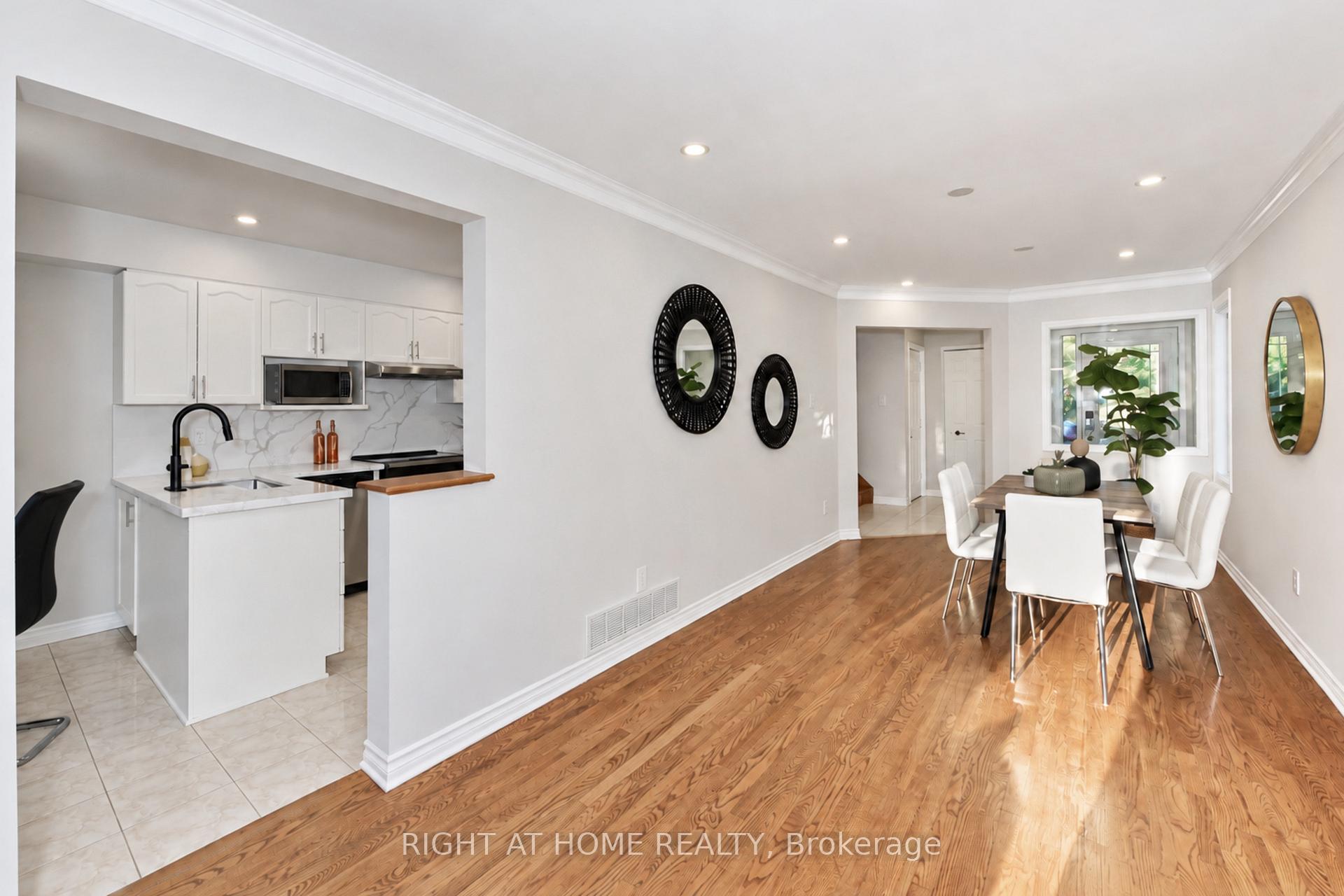Photo 14 of 24 Harrington Court, Ottawa, Kanata - Kanata Lakes/Heritage Hills — HOMEH