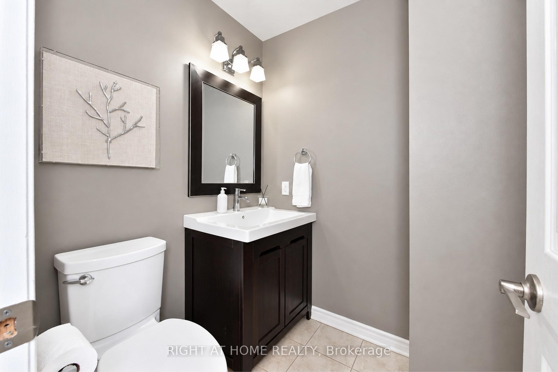 Photo 20 of 24 Harrington Court, Ottawa, Kanata - Kanata Lakes/Heritage Hills — HOMEH