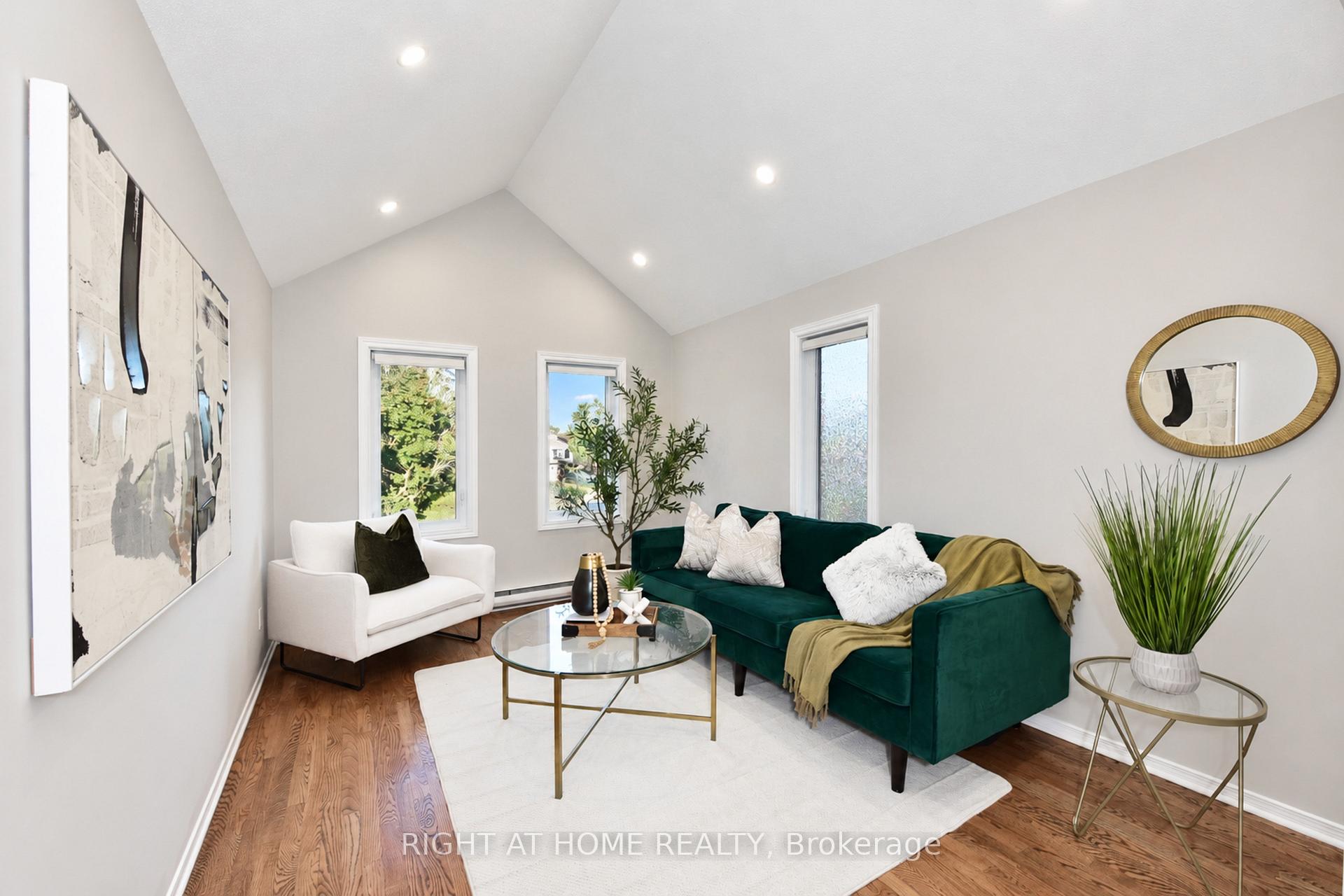 Photo 22 of 24 Harrington Court, Ottawa, Kanata - Kanata Lakes/Heritage Hills — HOMEH