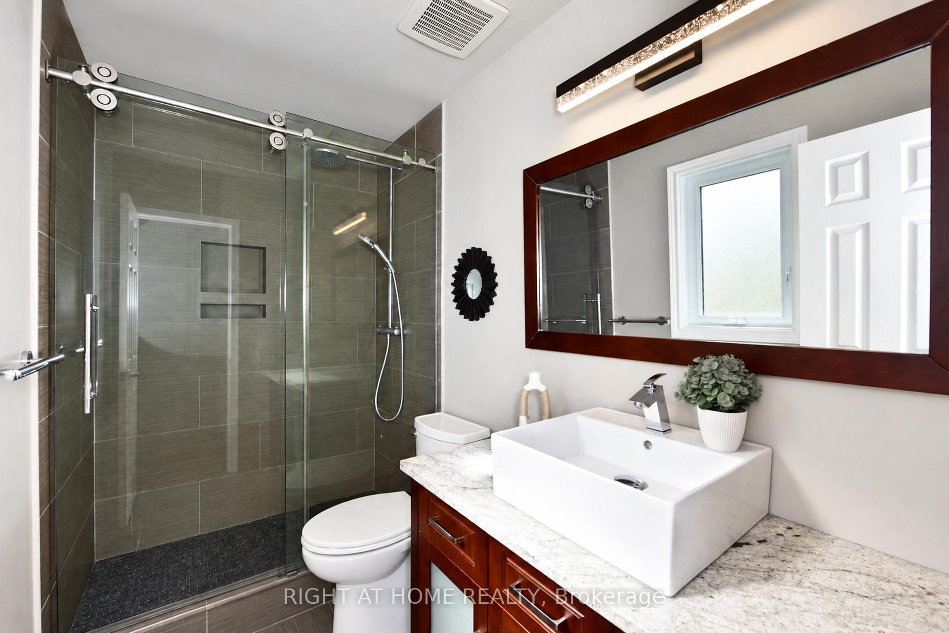 Photo 31 of 24 Harrington Court, Ottawa, Kanata - Kanata Lakes/Heritage Hills — HOMEH