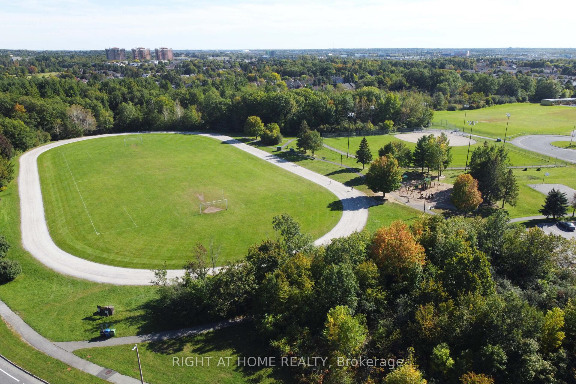 Photo 49 of 24 Harrington Court, Ottawa, Kanata - Kanata Lakes/Heritage Hills — HOMEH