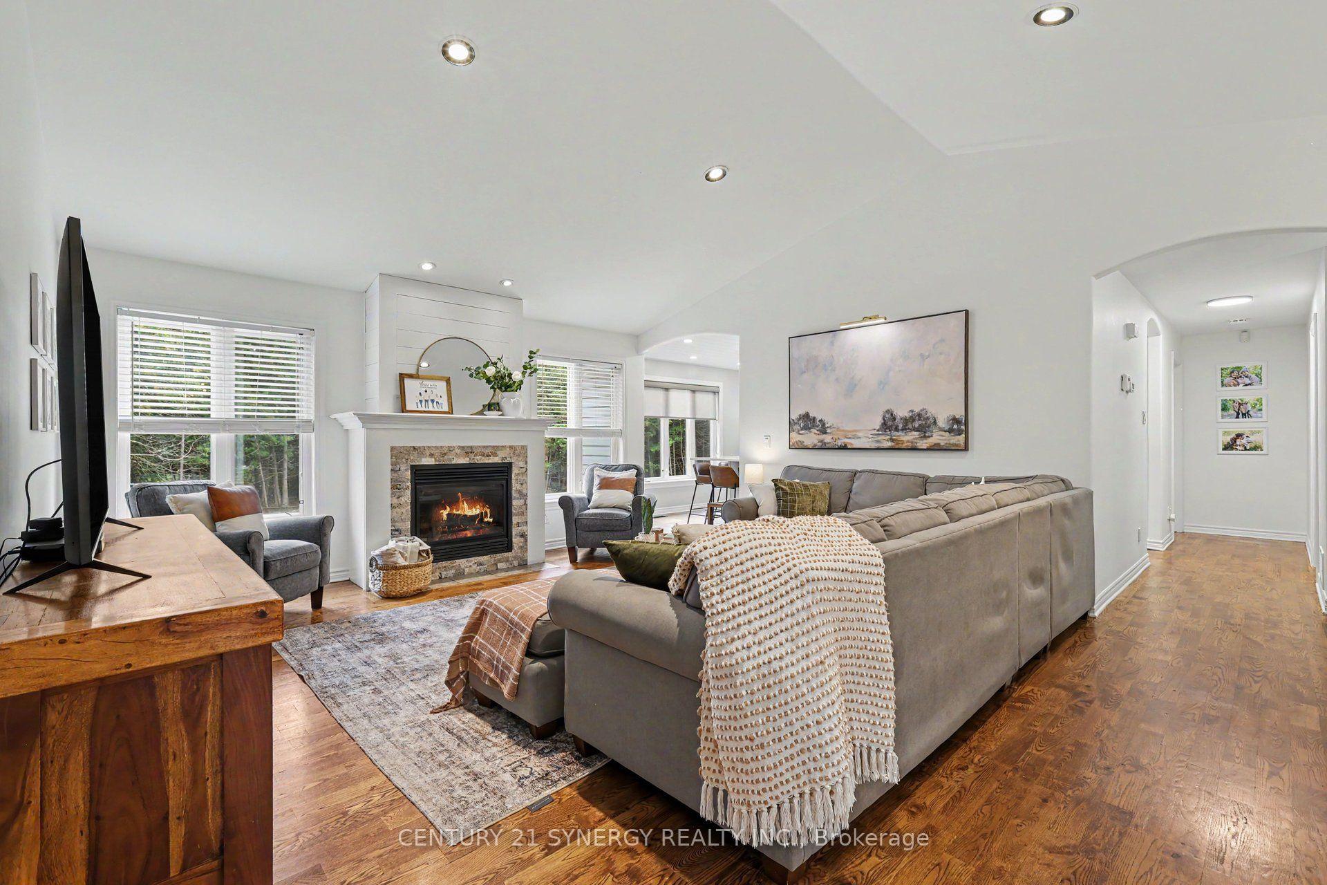 Photo 12 of 30 Canadian Drive, Ottawa, Remainder of Stittsville & Area — HOMEH