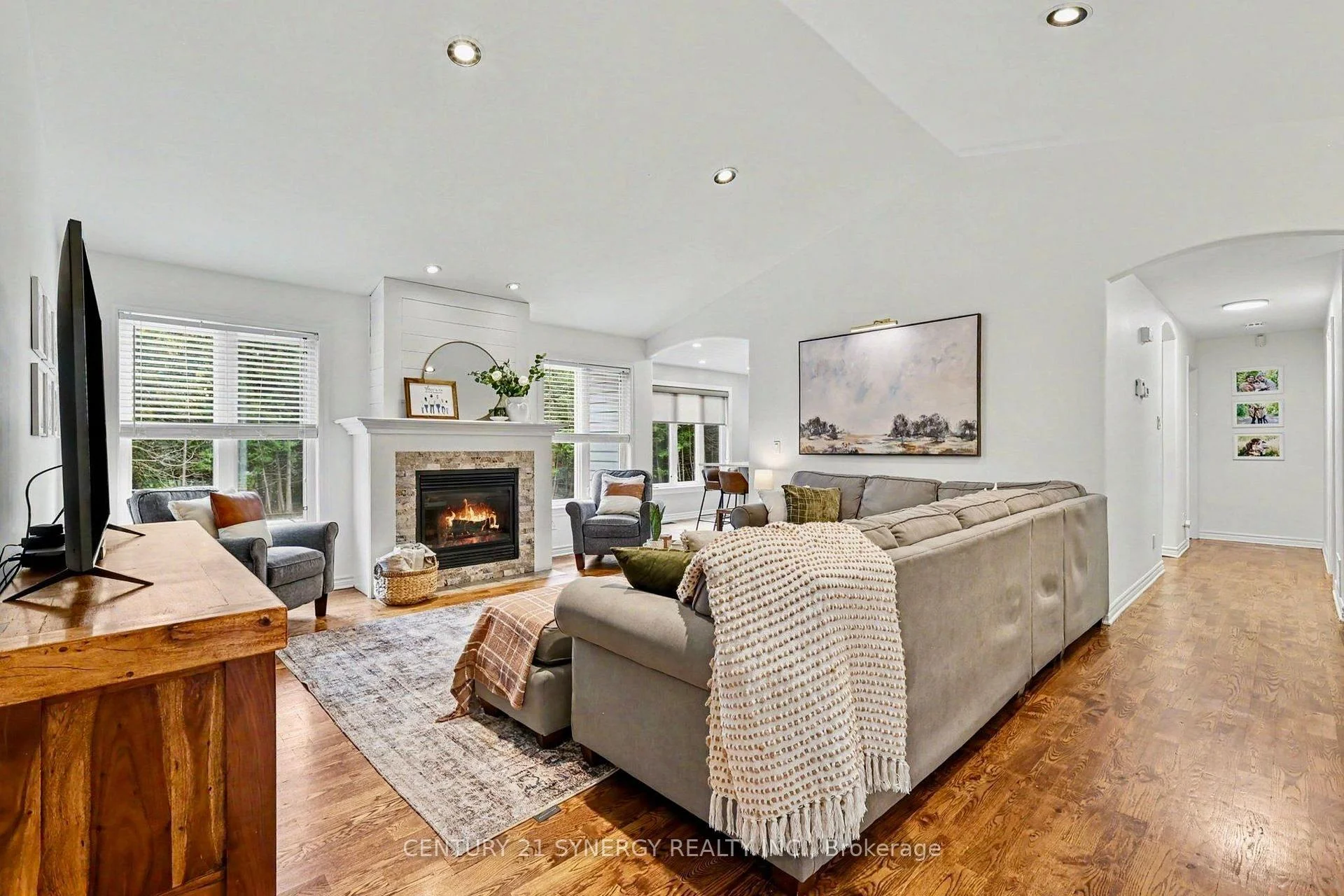 Photo 15 of 30 Canadian Drive, Ottawa, Remainder of Stittsville & Area — HOMEH