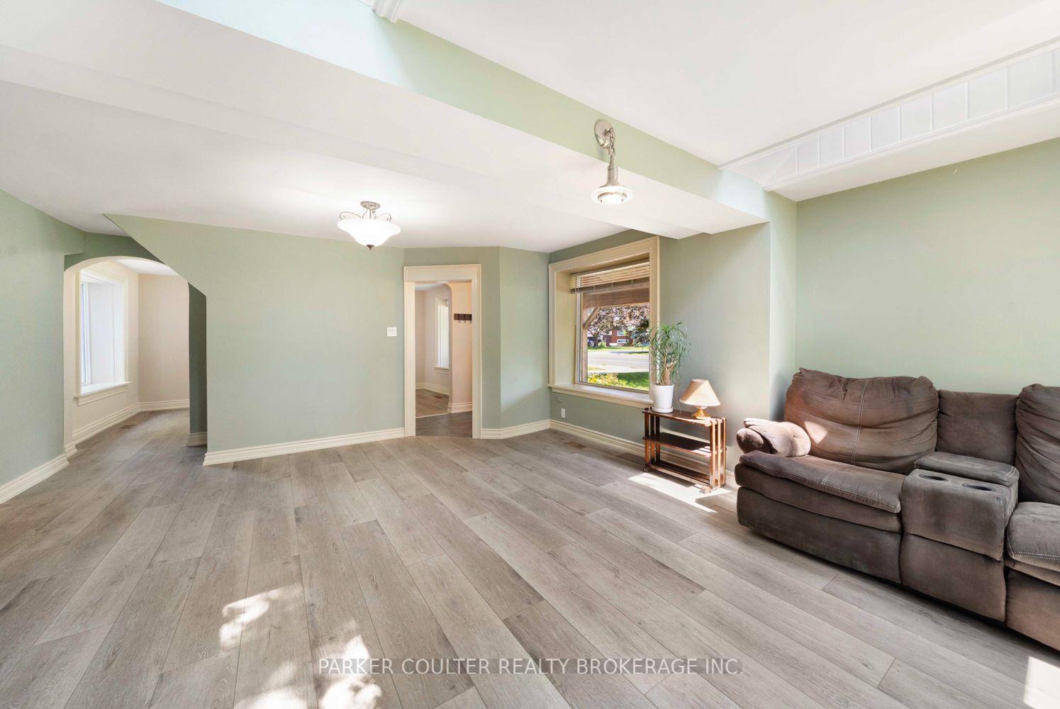 Photo 9 of 4142 County Road 124, Clearview, Nottawa — HOMEH