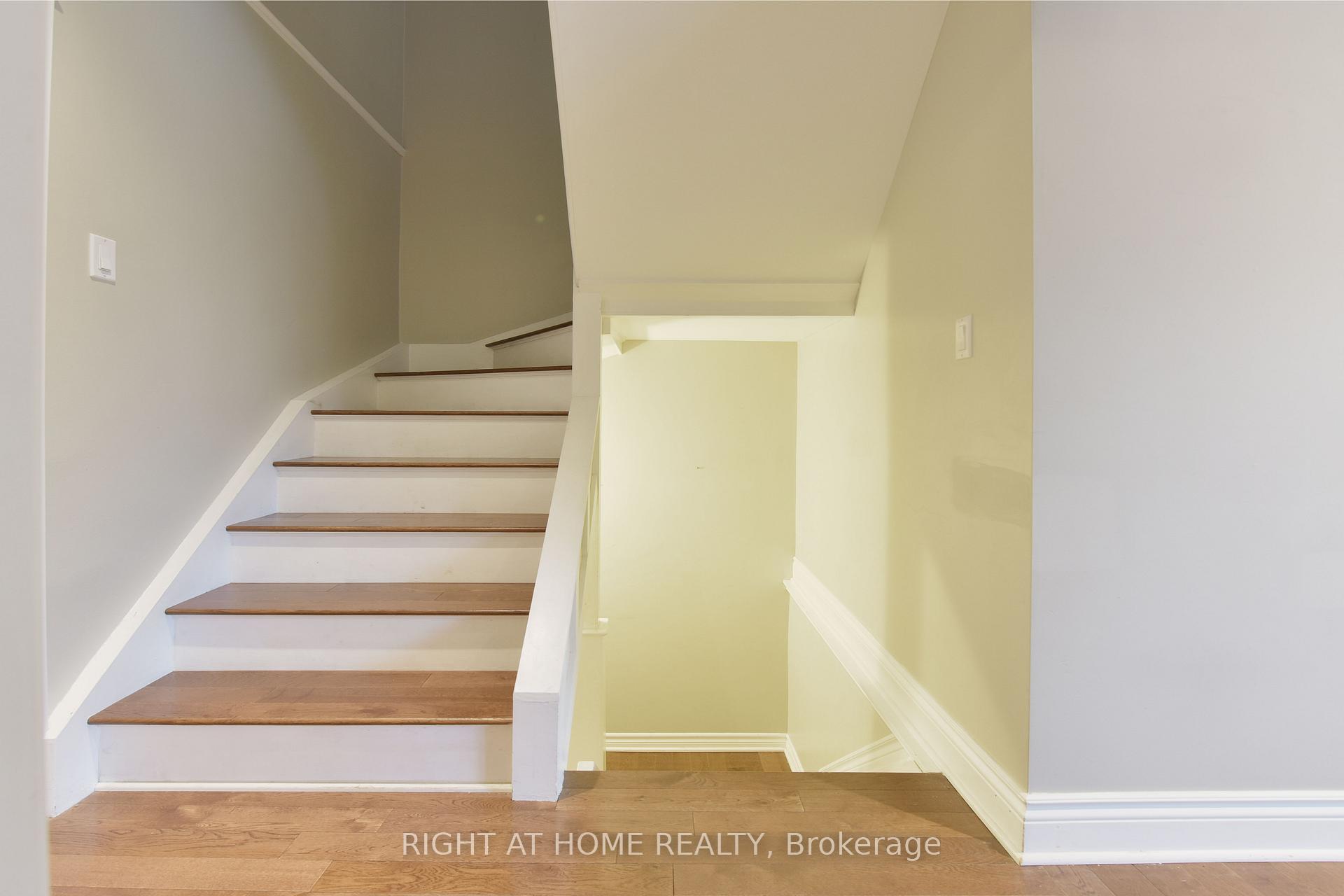 Photo 15 of 37 Rossland Avenue, Ottawa, Meadowlands/St. Claire Gardens — HOMEH
