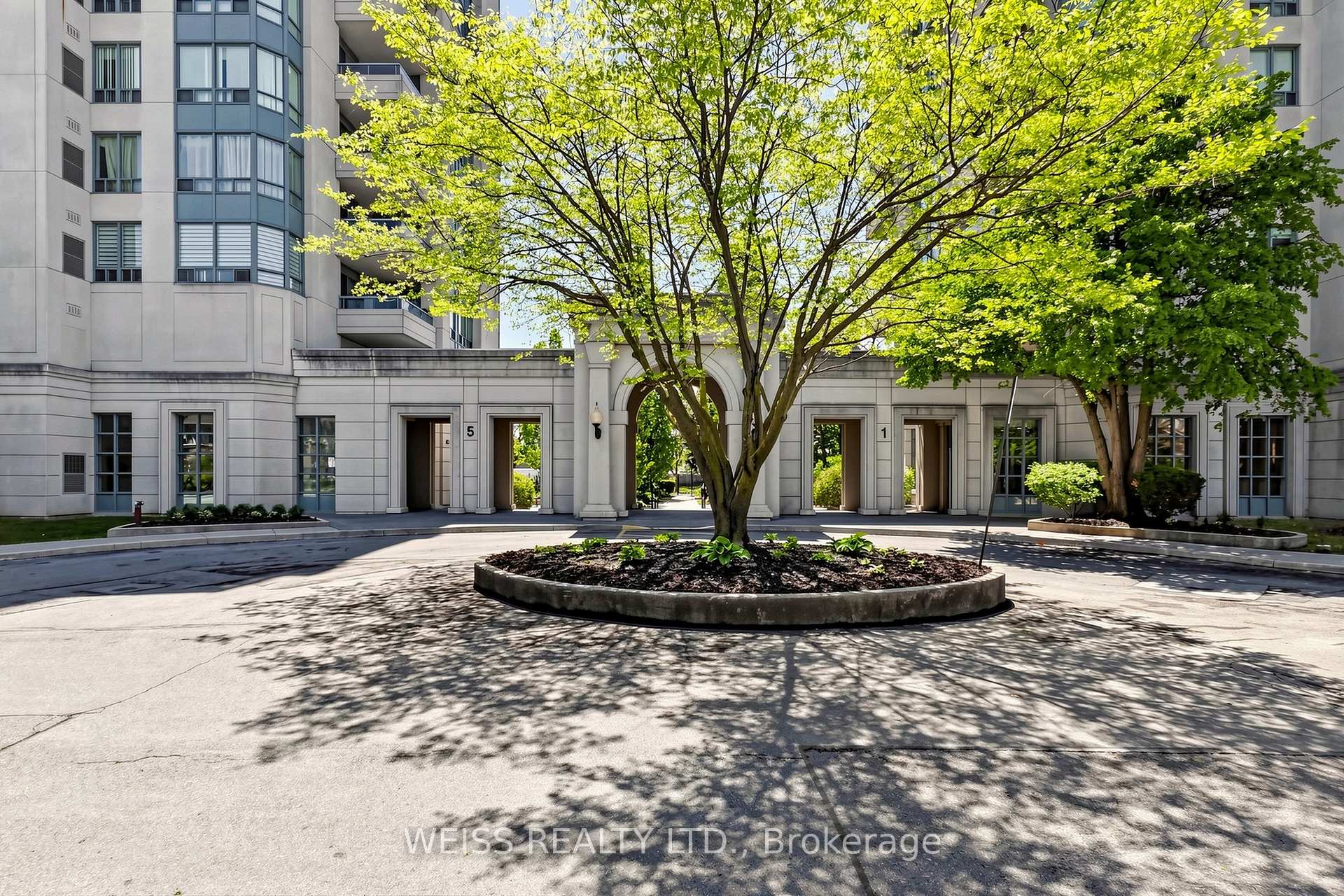 Photo 3 of Unit 710, 5 Emerald Lane, Vaughan, Crestwood-Springfarm-Yorkhill — HOMEH