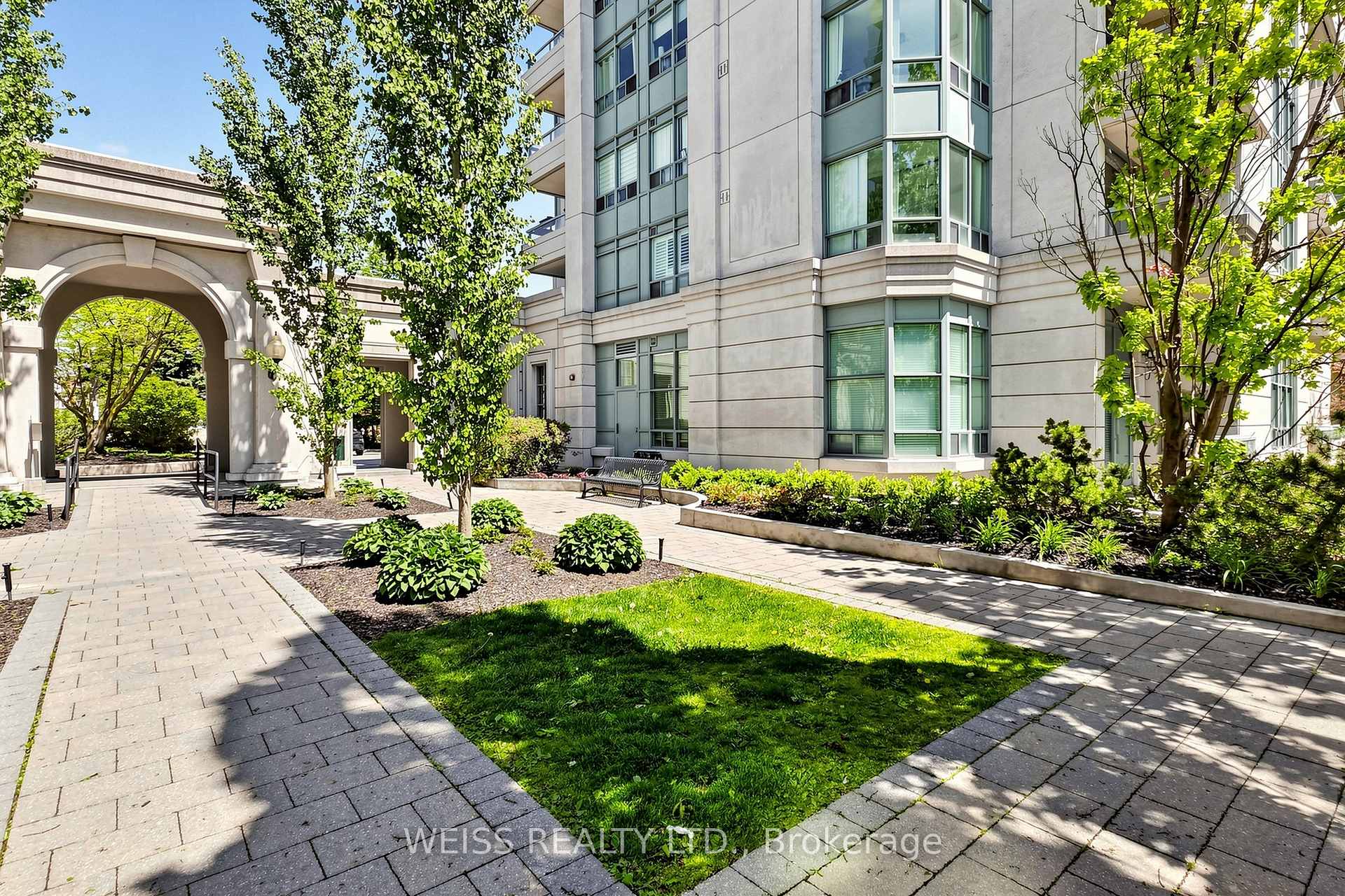 Photo 4 of Unit 710, 5 Emerald Lane, Vaughan, Crestwood-Springfarm-Yorkhill — HOMEH