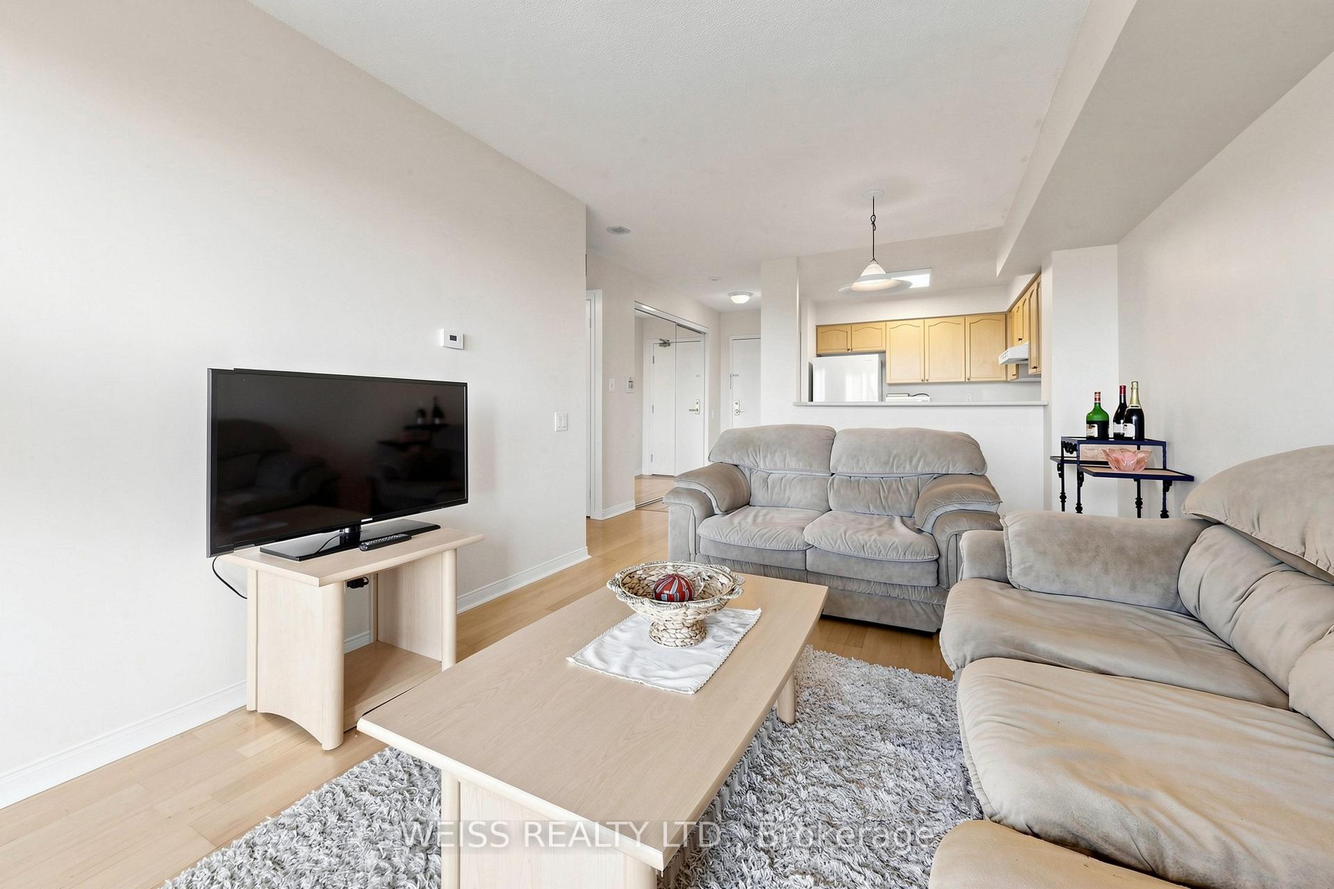 Photo 11 of Unit 710, 5 Emerald Lane, Vaughan, Crestwood-Springfarm-Yorkhill — HOMEH