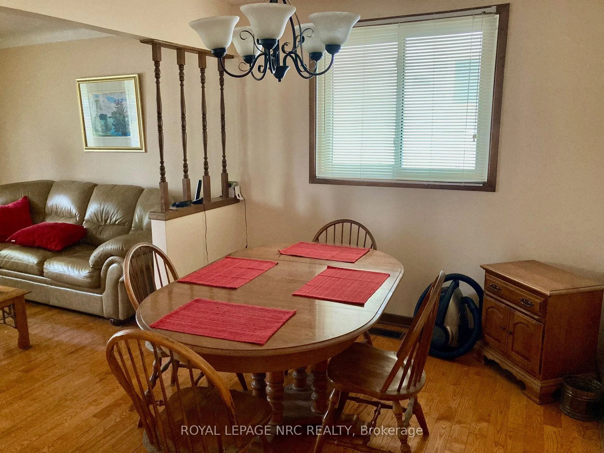 Photo 4 of 3871 Orlando Drive, Niagara Falls, Church's Lane — HOMEH