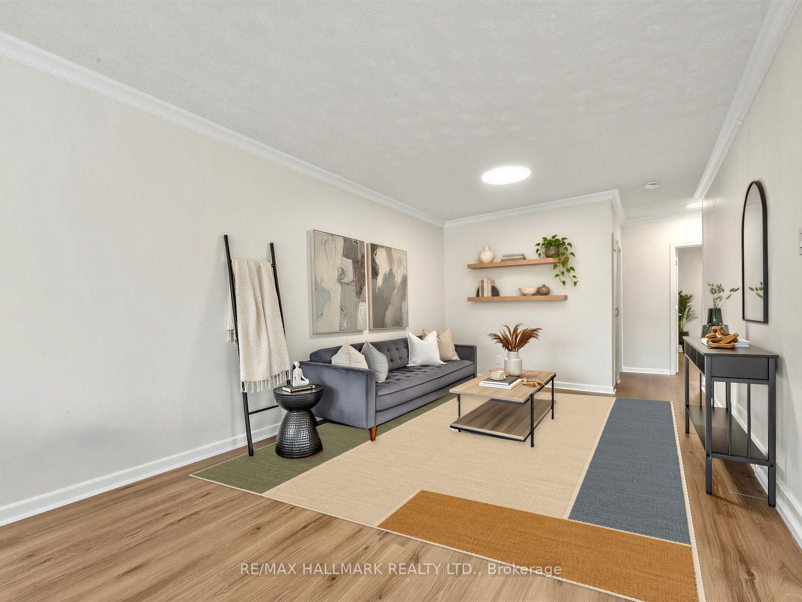 Photo 7 of 16 Avis Crescent, Toronto, O'Connor-Parkview — HOMEH