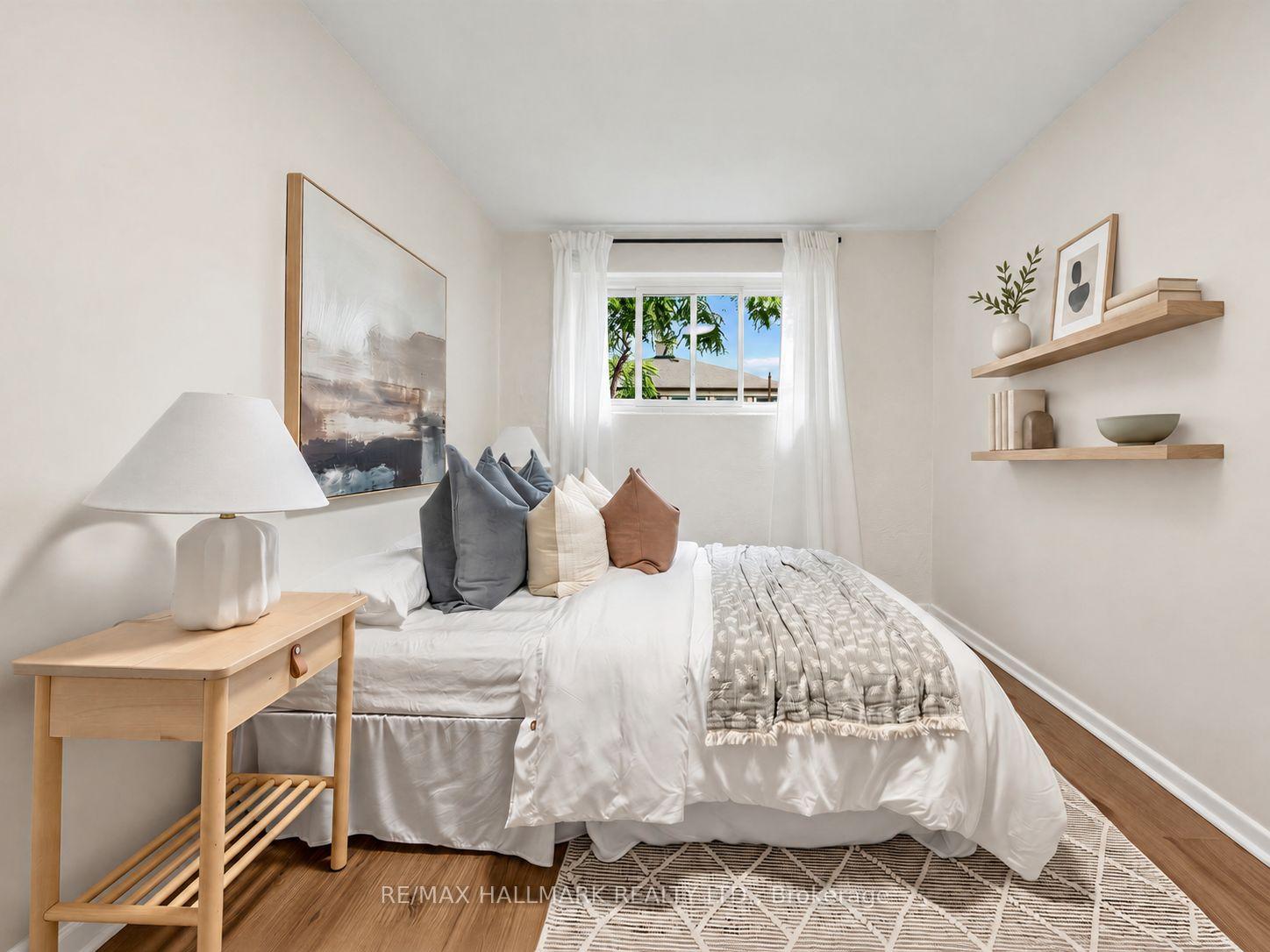 Photo 22 of 16 Avis Crescent, Toronto, O'Connor-Parkview — HOMEH