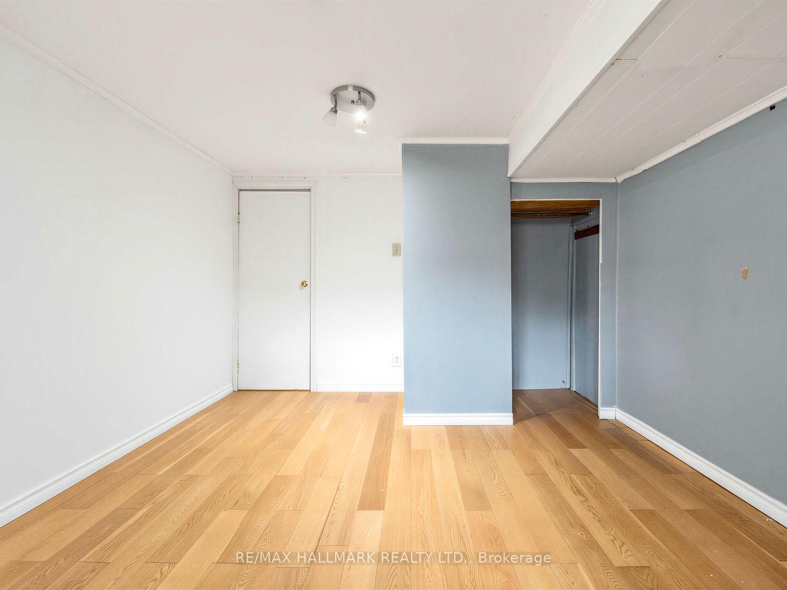 Photo 38 of 16 Avis Crescent, Toronto, O'Connor-Parkview — HOMEH