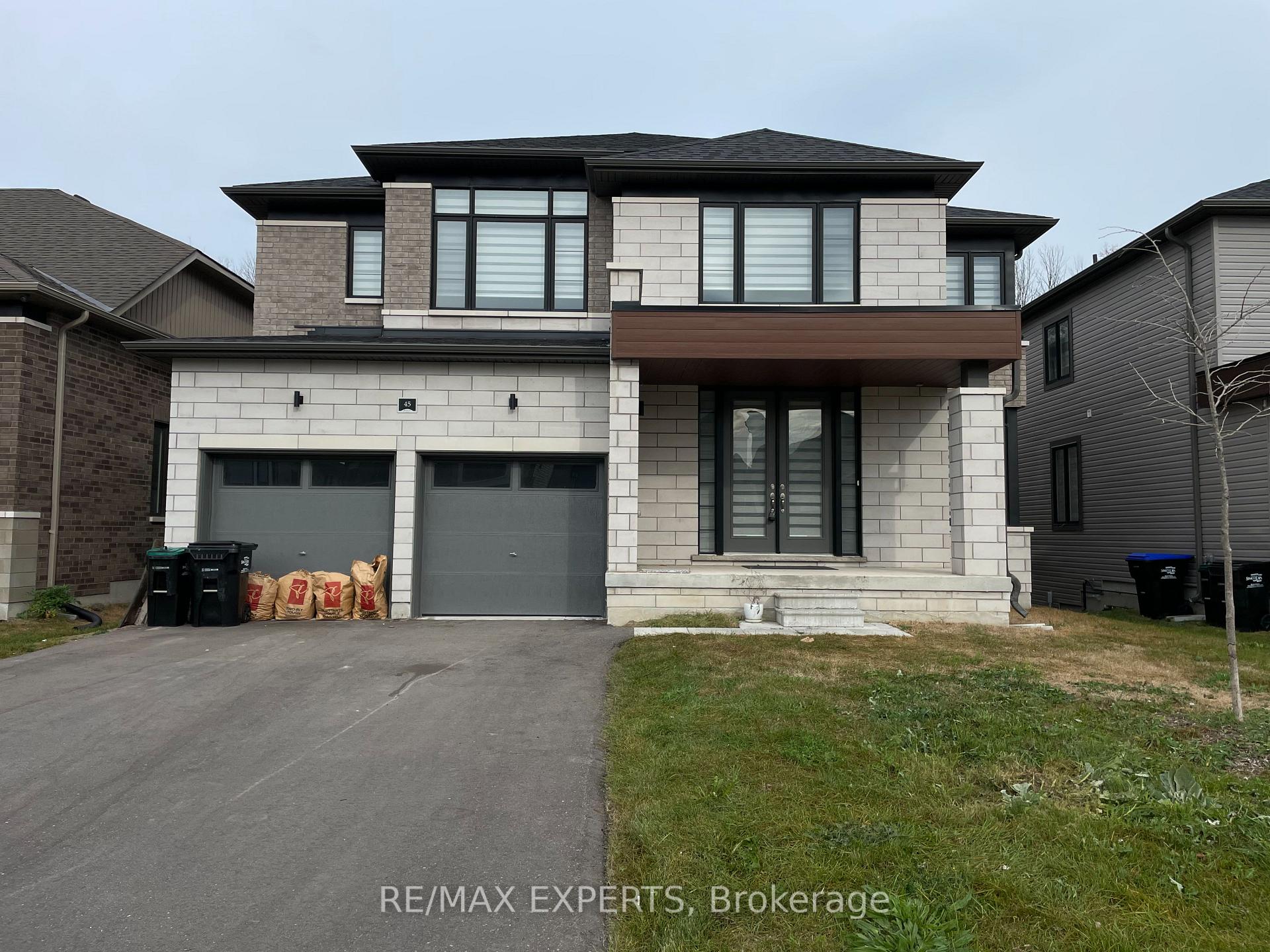 Photo 2 of 45 Del Ray Crescent, Wasaga Beach — HOMEH
