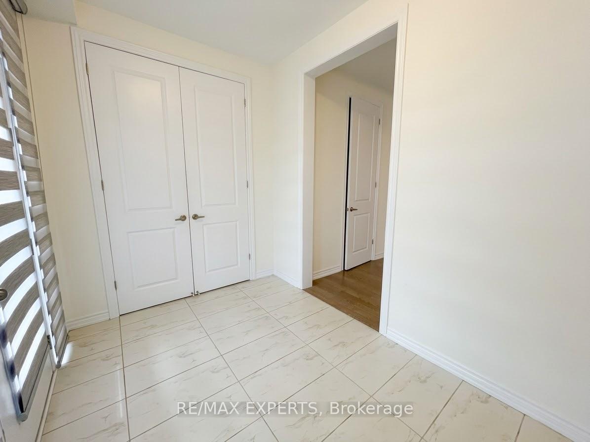 Photo 4 of 45 Del Ray Crescent, Wasaga Beach — HOMEH