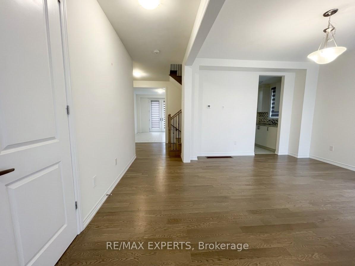 Photo 8 of 45 Del Ray Crescent, Wasaga Beach — HOMEH