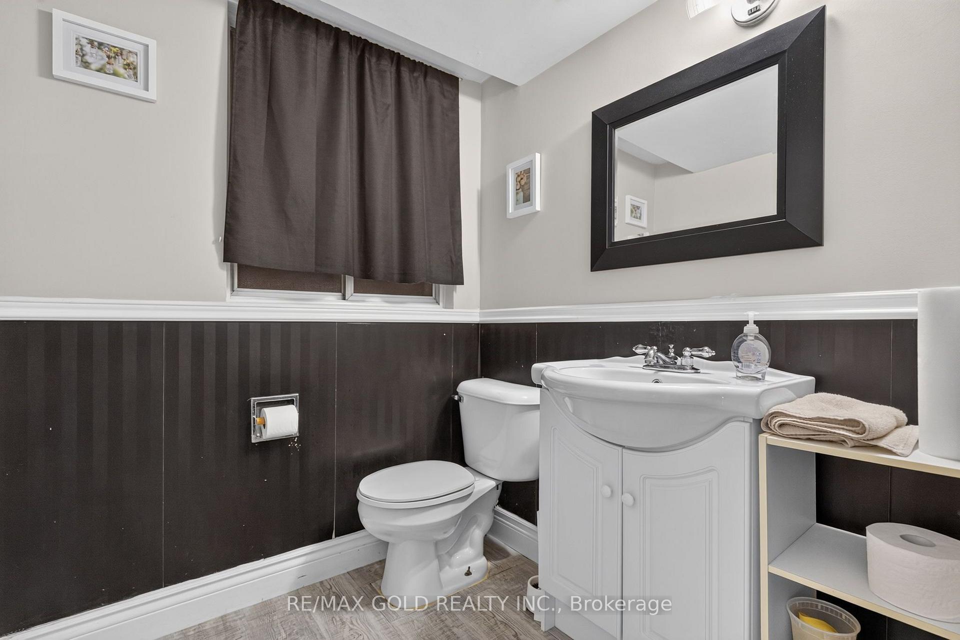 Photo 39 of 16 Monterey Road, Kitchener, Heritage Park - Kitchener — HOMEH