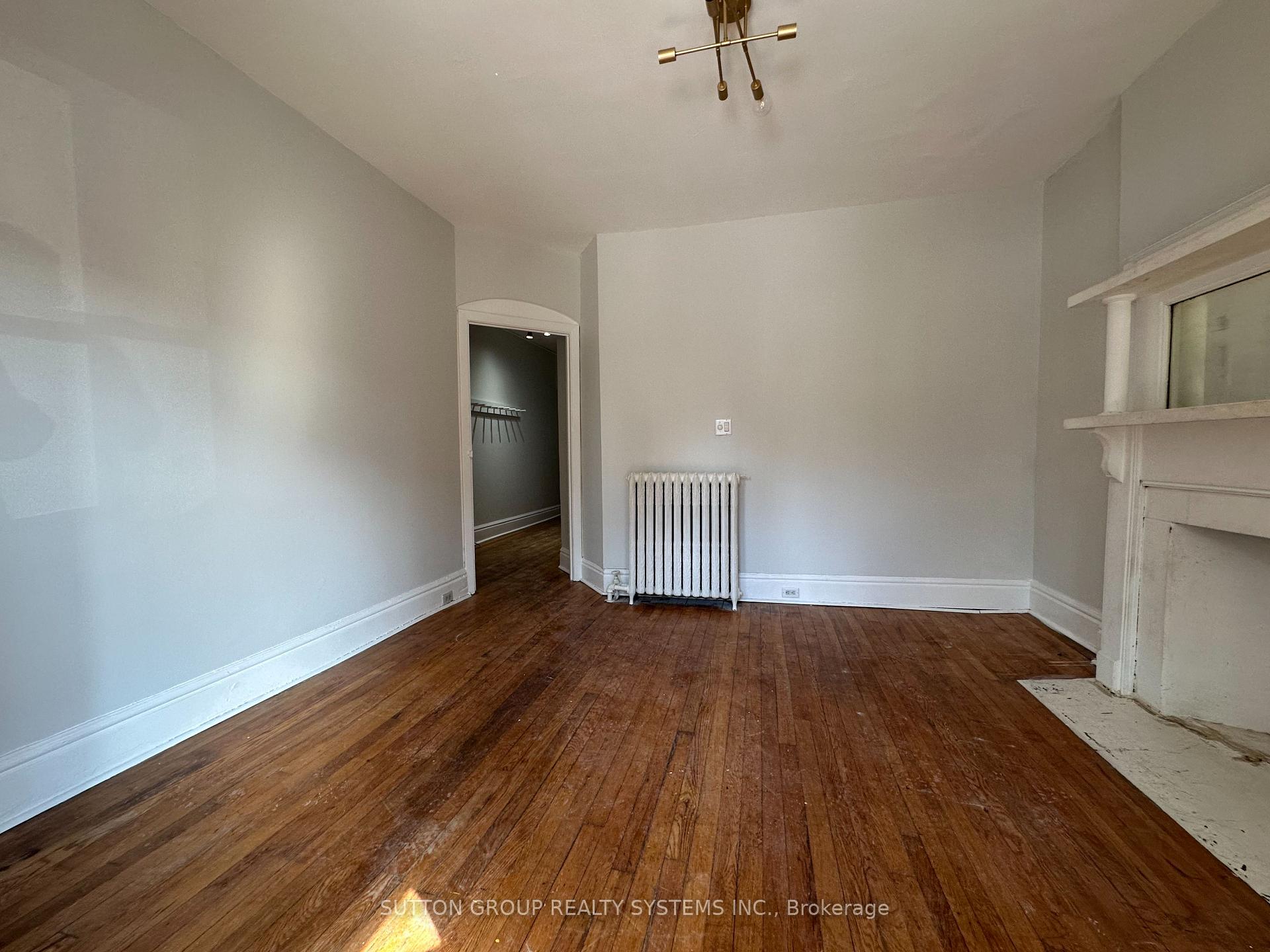 Photo 3 of Unit D, 237 Dovercourt Road, Toronto, Trinity-Bellwoods — HOMEH