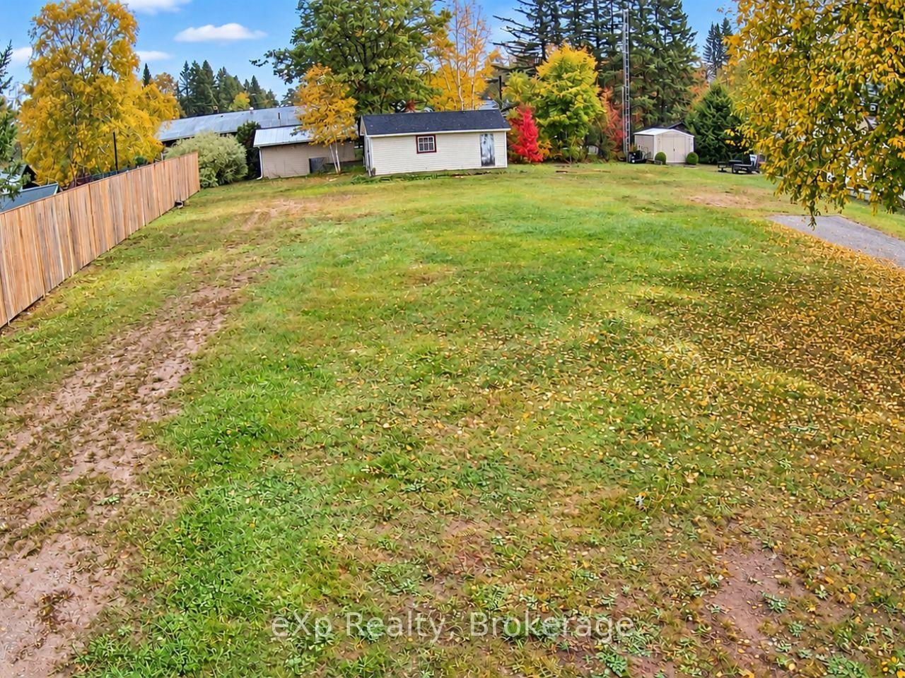 Photo 4 of 8 Cedar Court, South River — HOMEH