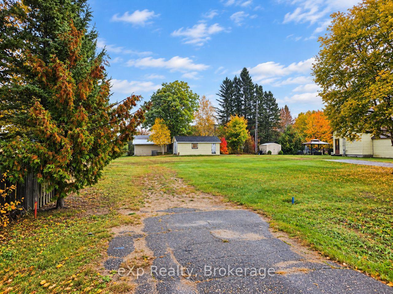 Photo 5 of 8 Cedar Court, South River — HOMEH