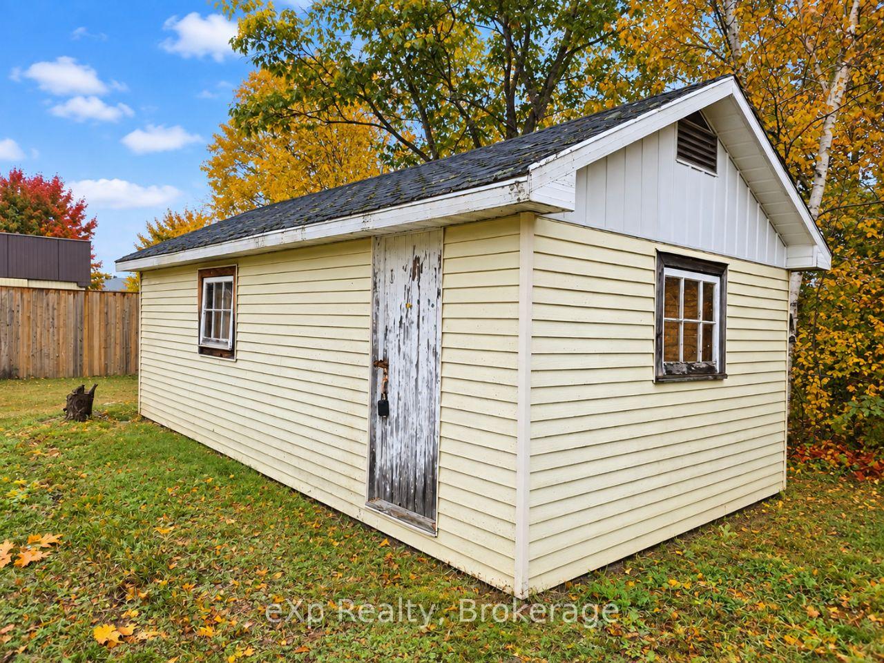 Photo 9 of 8 Cedar Court, South River — HOMEH