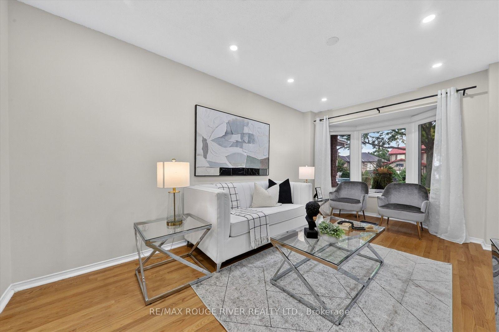 Photo 7 of 211 Ponymeadow Terrace, Scarborough, Highland Creek — HOMEH