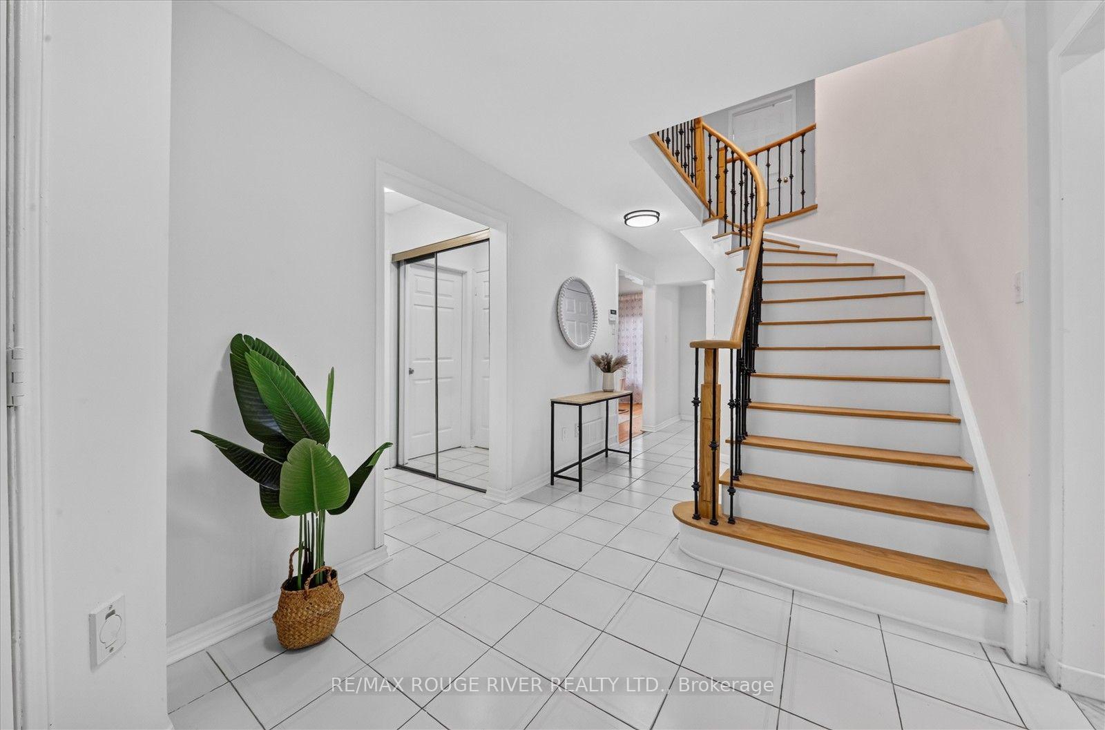 Photo 17 of 211 Ponymeadow Terrace, Scarborough, Highland Creek — HOMEH