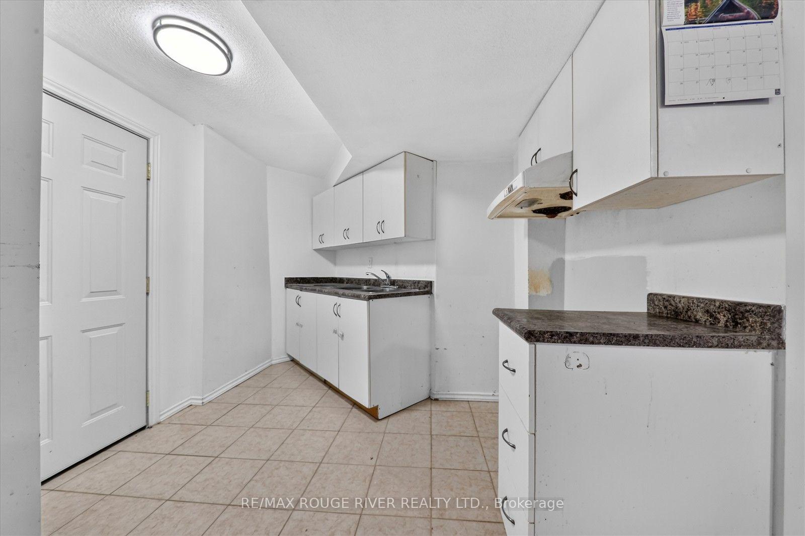 Photo 32 of 211 Ponymeadow Terrace, Scarborough, Highland Creek — HOMEH
