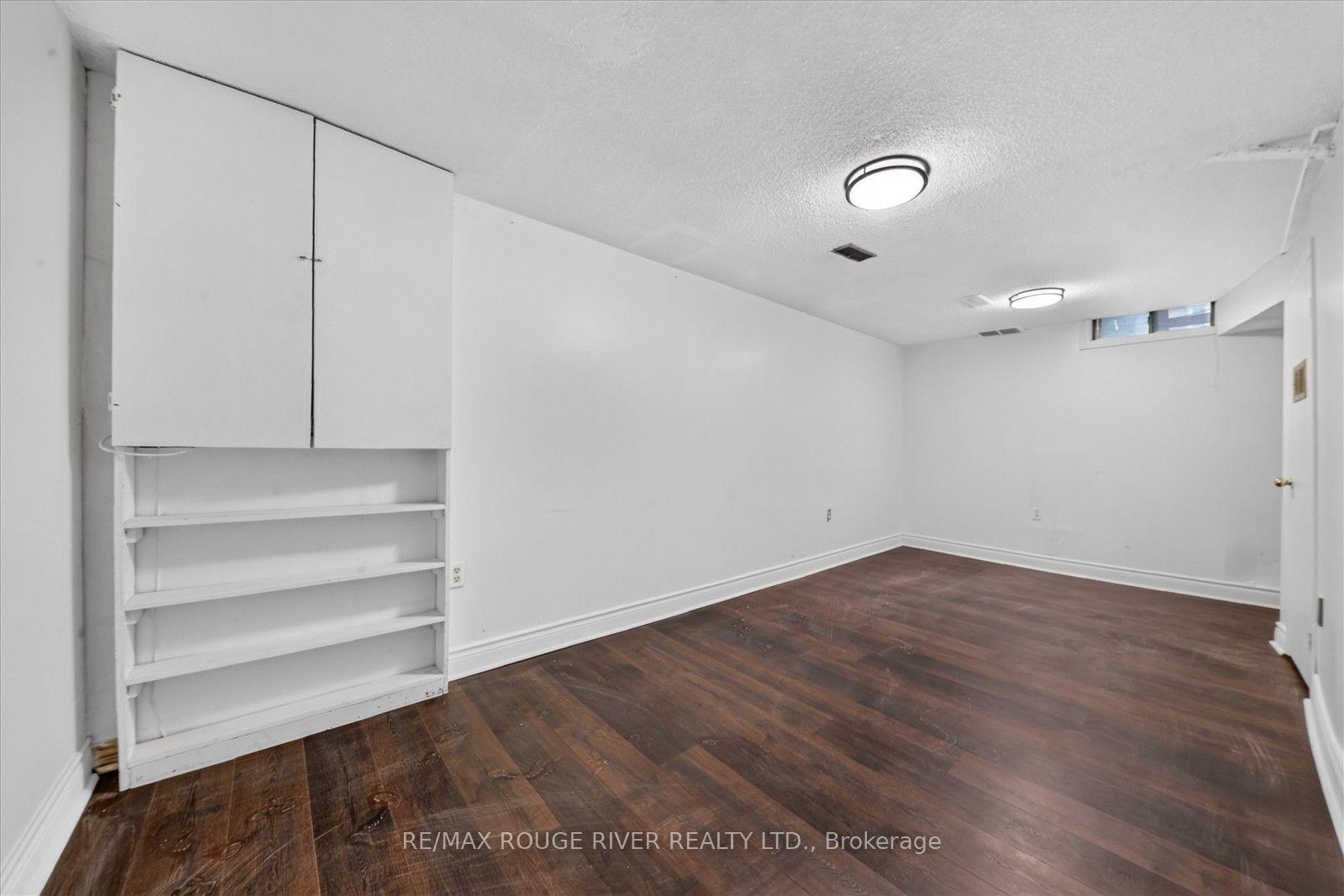 Photo 33 of 211 Ponymeadow Terrace, Scarborough, Highland Creek — HOMEH