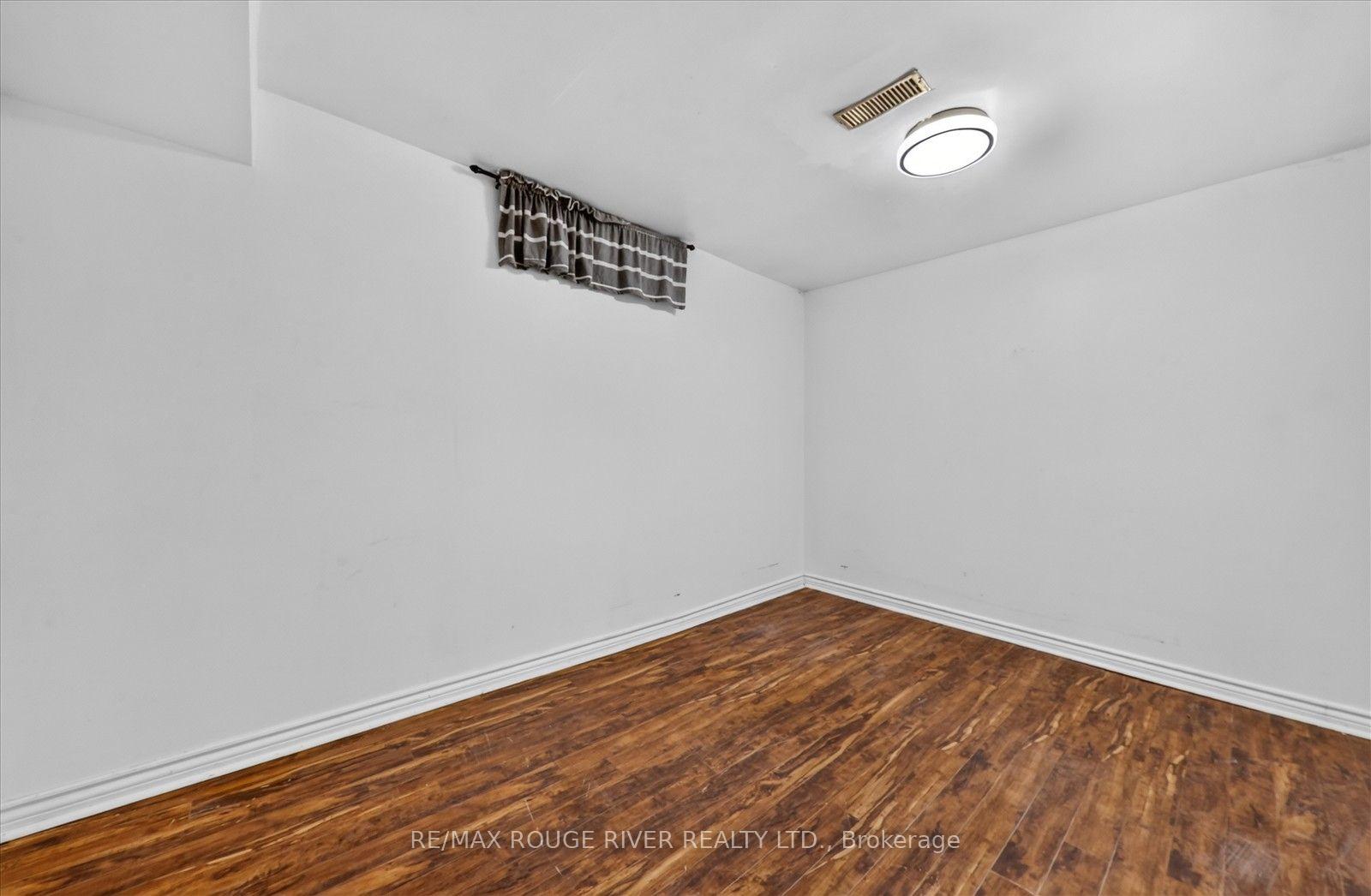 Photo 36 of 211 Ponymeadow Terrace, Scarborough, Highland Creek — HOMEH