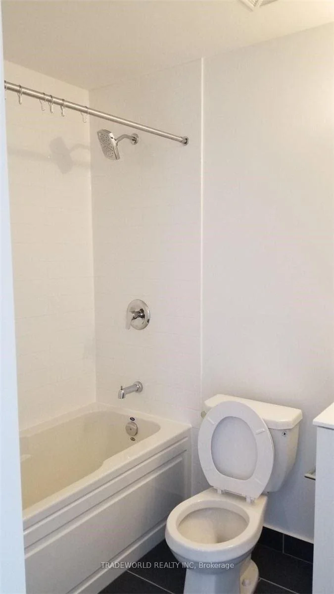 Photo 3 of Unit 5909, 30 Shore Breeze Drive, Etobicoke, Mimico — HOMEH