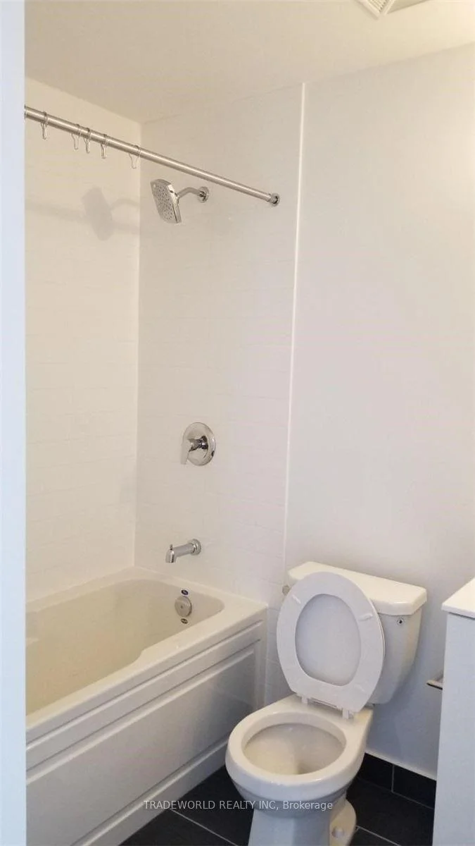 Photo 5 of Unit 5909, 30 Shore Breeze Drive, Etobicoke, Mimico — HOMEH