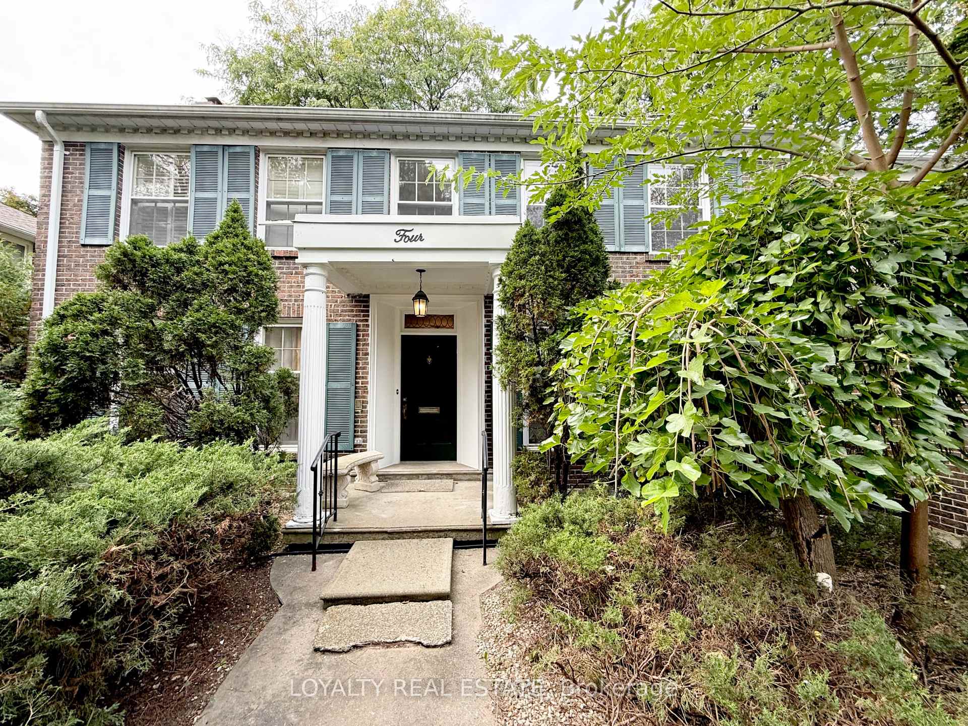 Photo 2 of 4 Canadiana Drive, Markham, Bayview Glen — HOMEH