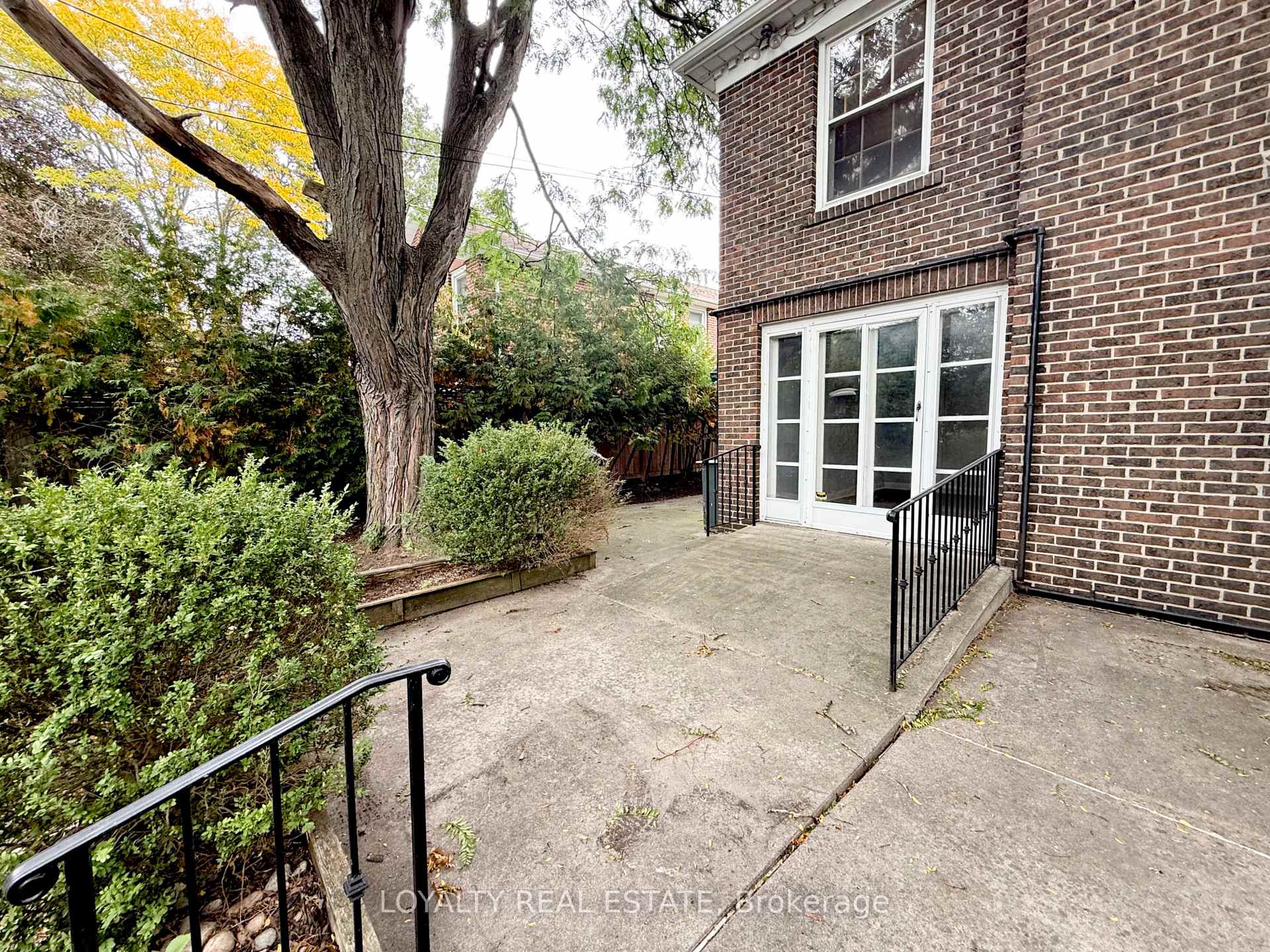 Photo 34 of 4 Canadiana Drive, Markham, Bayview Glen — HOMEH