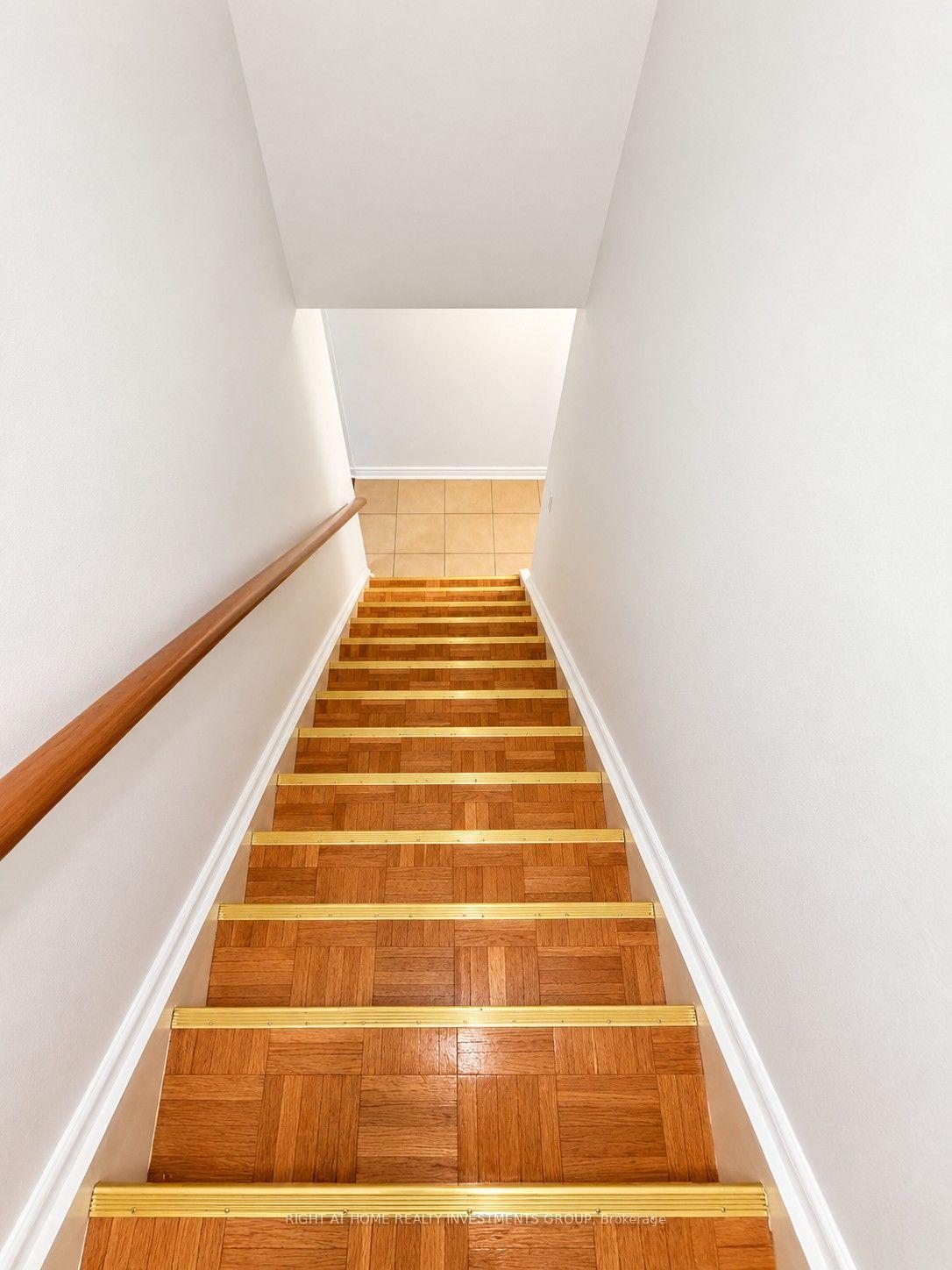 Photo 6 of 242 Silverthorn Avenue, Toronto, Weston-Pellam Park — HOMEH