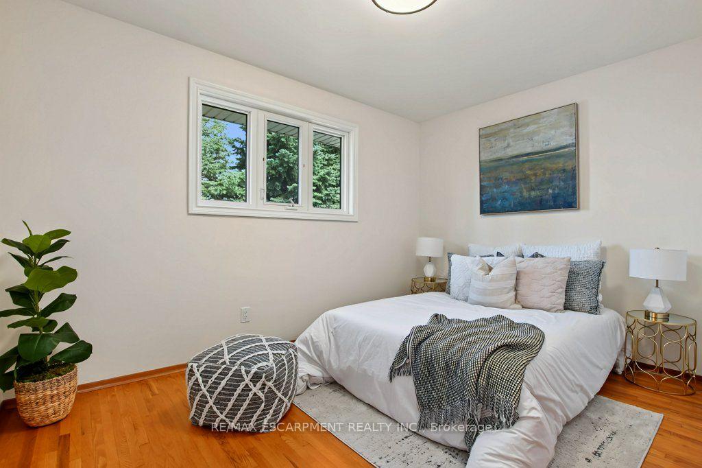 Photo 18 of 30 Catalina Drive, Hamilton, Greenford — HOMEH