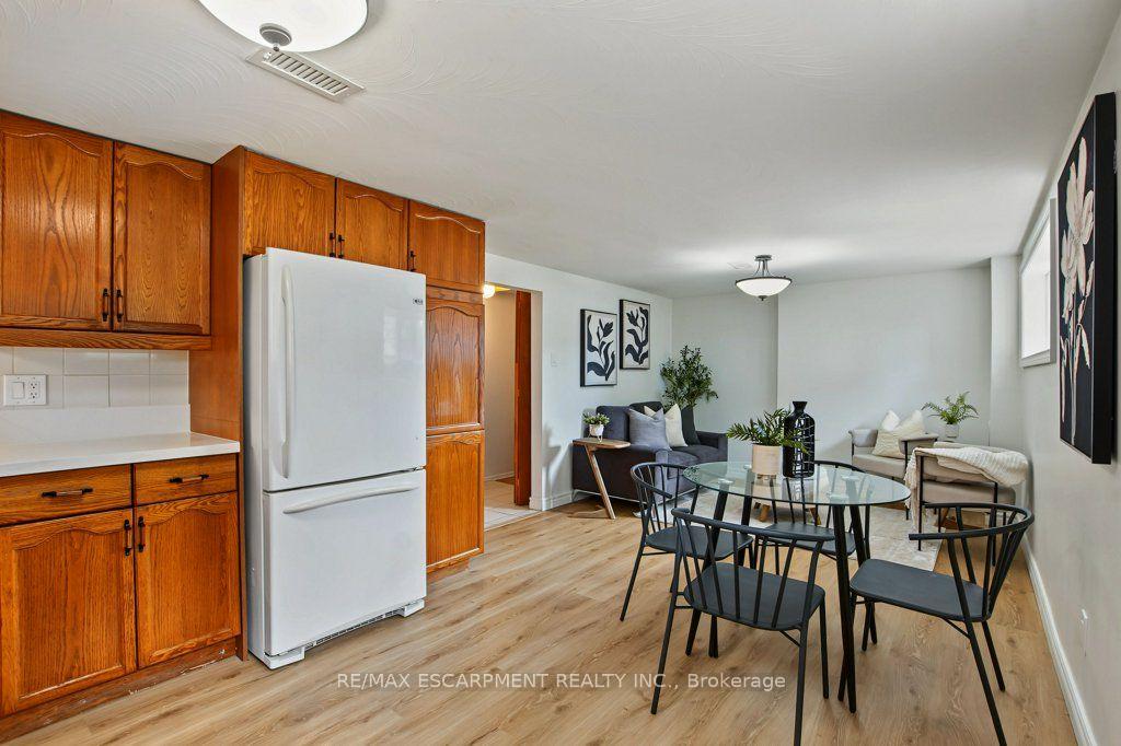 Photo 32 of 30 Catalina Drive, Hamilton, Greenford — HOMEH
