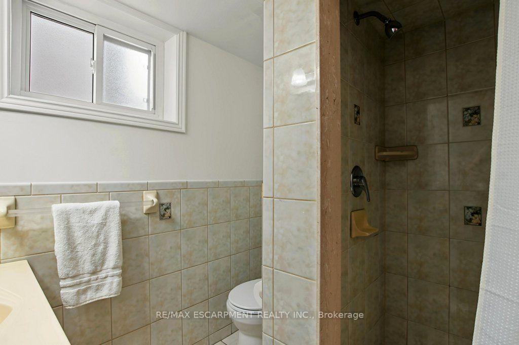 Photo 34 of 30 Catalina Drive, Hamilton, Greenford — HOMEH